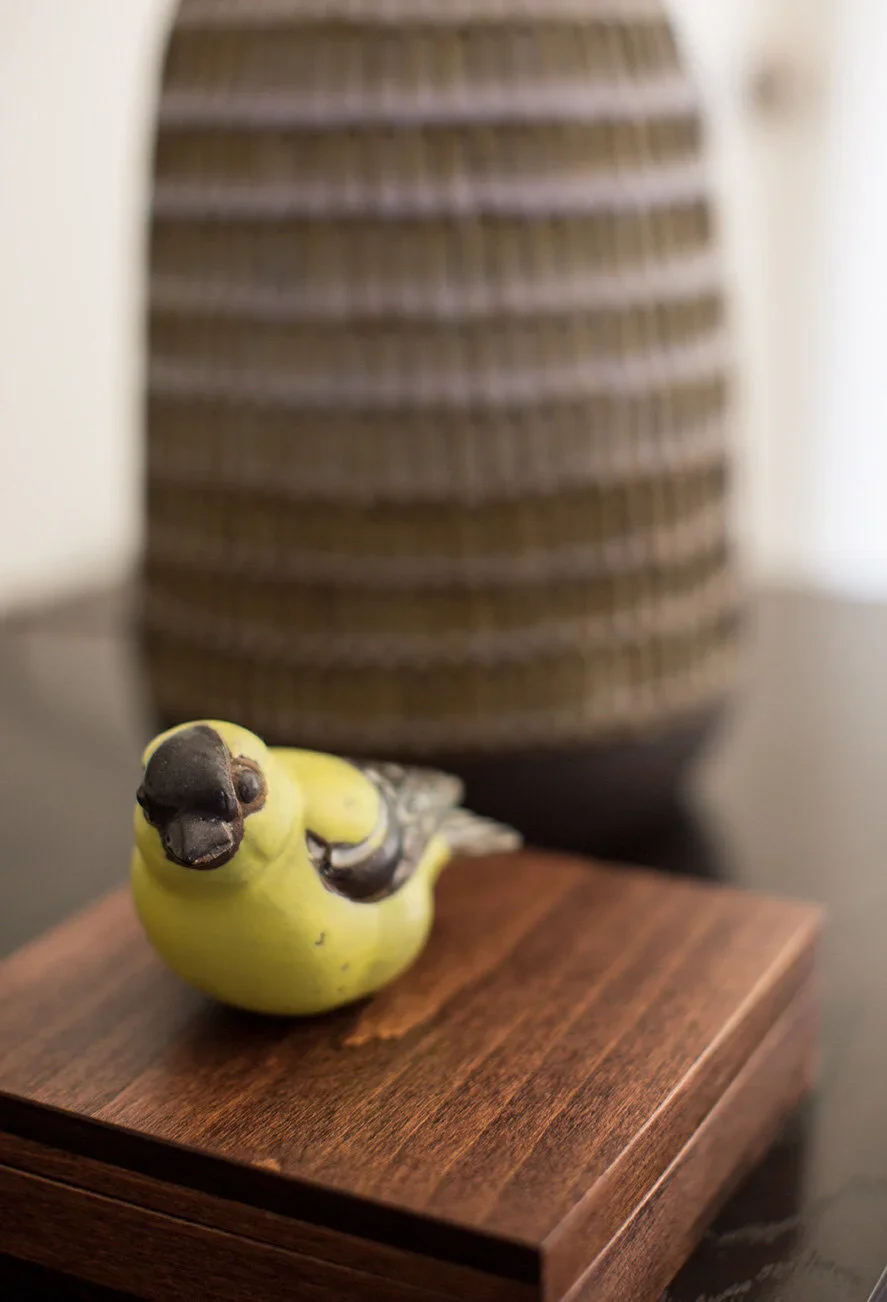 Bird-Figurine-Interior-Design-Vignette-Perfitt-Richards.webp