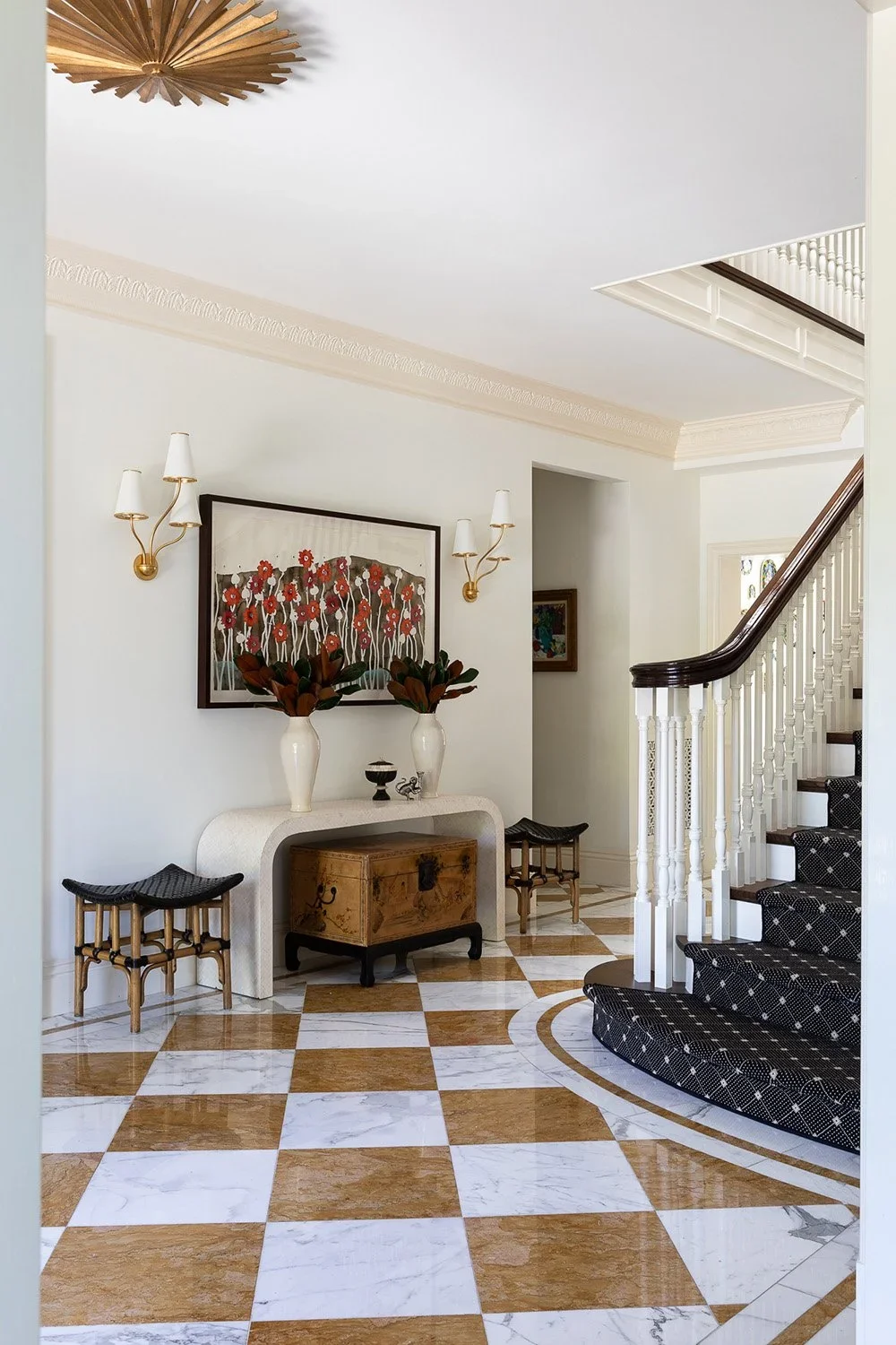 02-foyer-with-checkered-marble-floor-perfitt-richards-interior-design.webp