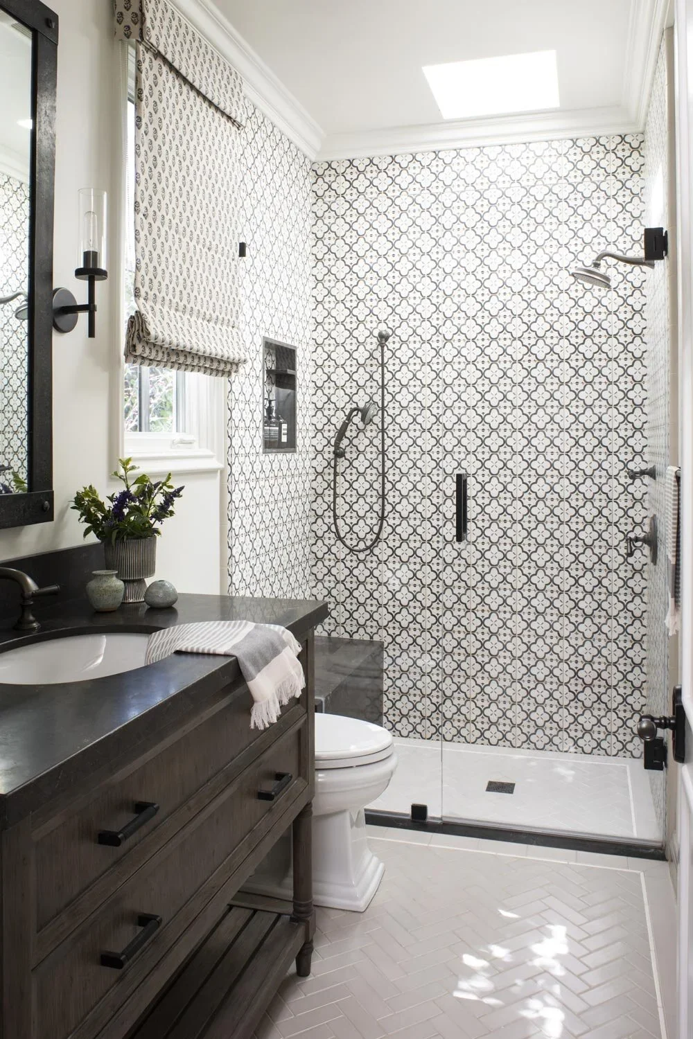 Guest-Bath-Black-White-Pattern-Perfitt-Richards-Design.webp