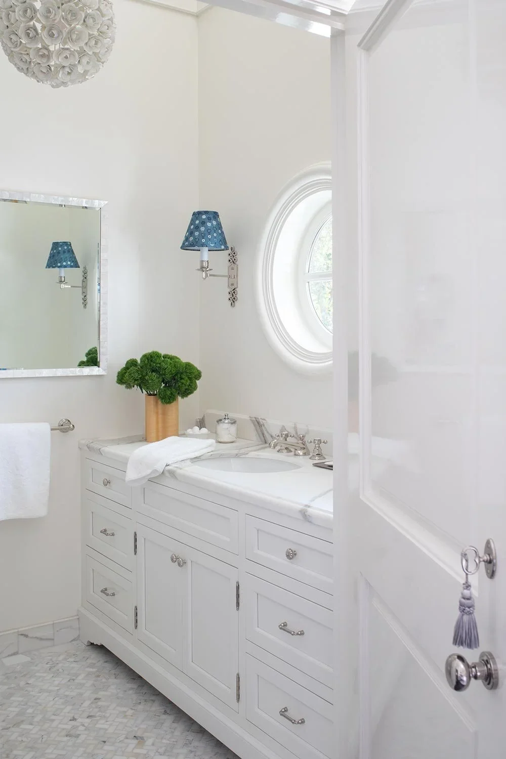 Traditional-Bathroom-Vanity-Perfitt-Richards-Design.webp