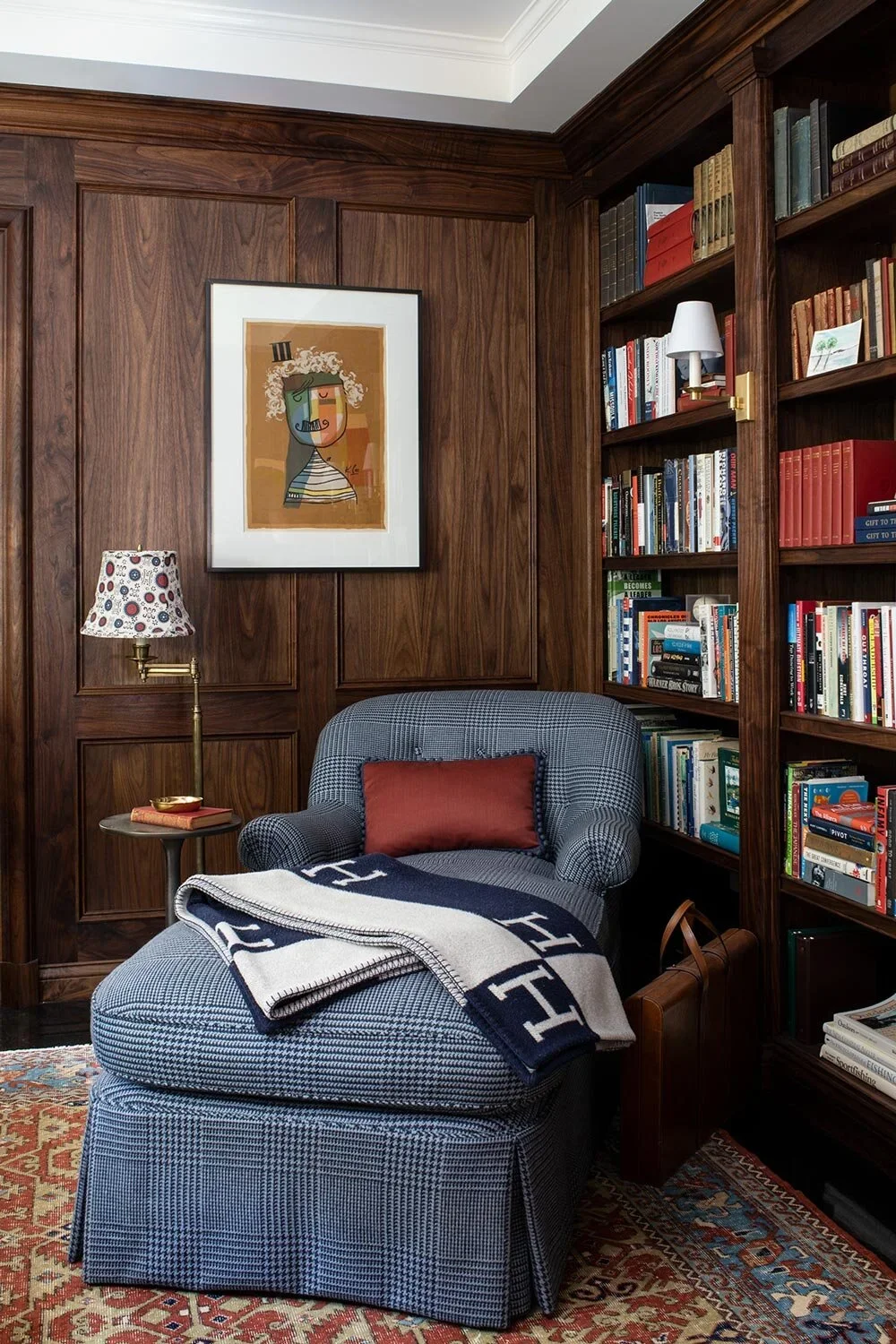 Office-Library-Chaise-Lounge-Perfitt-Richards-Design.webp