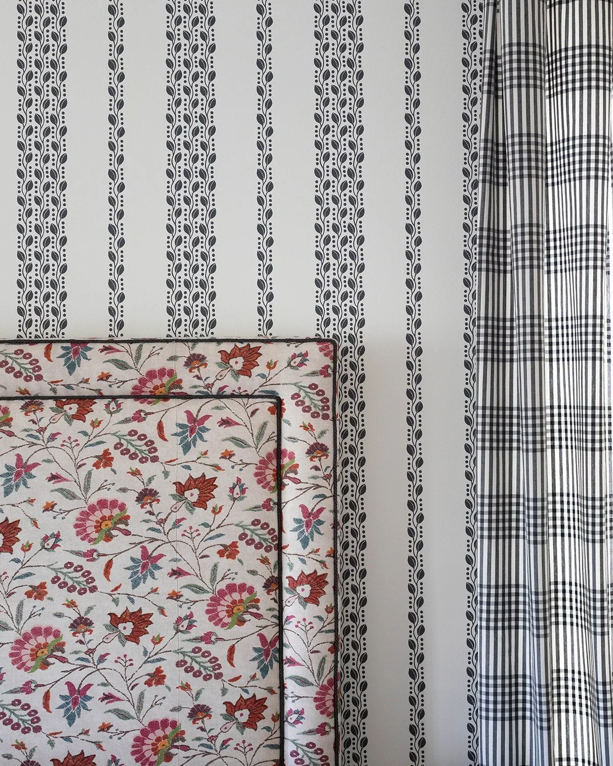 07-pattern-play-upholstered-headboard-wallpaper-and-curtains-perfitt-richards-interior-design.webp