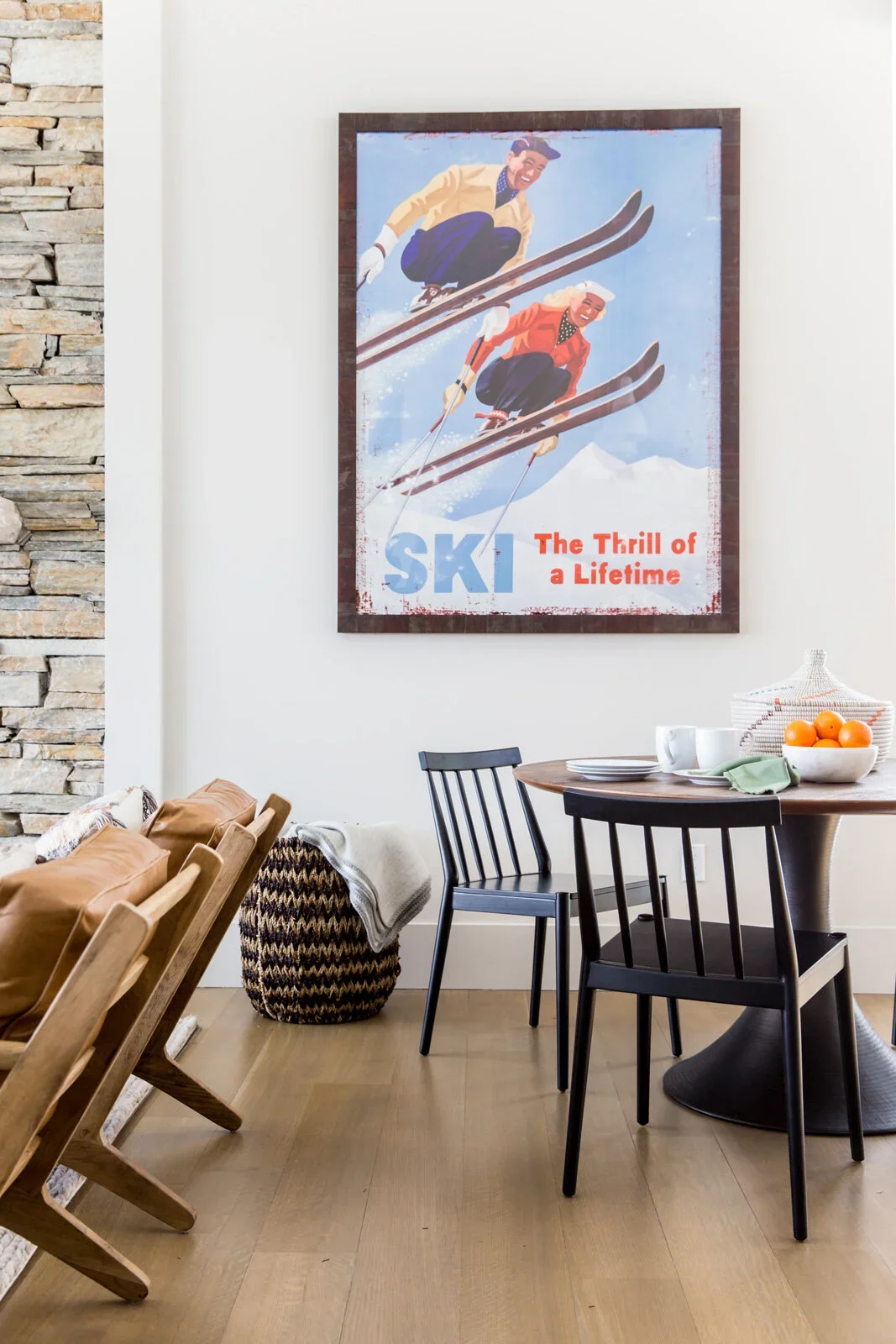 Contemporary-Vacation-Home-Vintage-Ski-Posters-Dining-Room-Perfitt-Richards-Interior-Design.webp