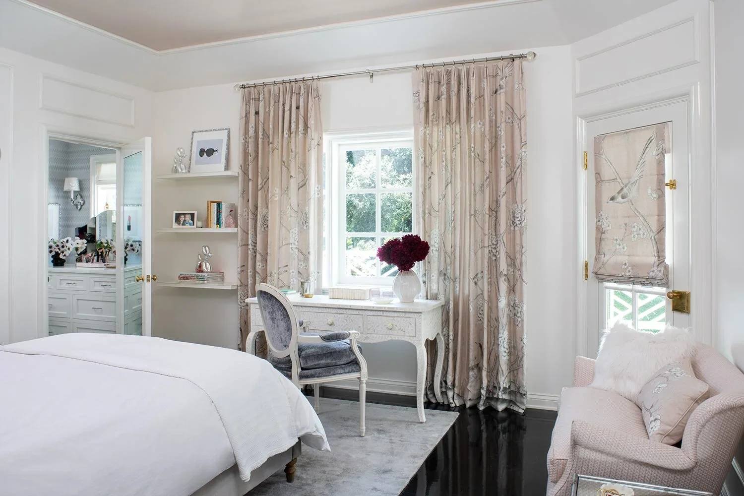 Elegant-Teen-Bedroom-Perfitt-Richards-Design.webp
