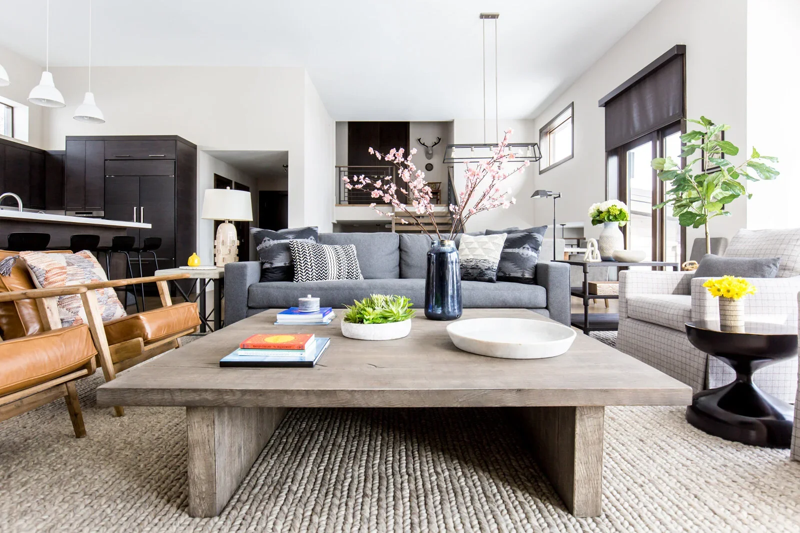 Contemporary-Vacation-Home-Rustic-Perfitt-Richards-Interior-Design.webp