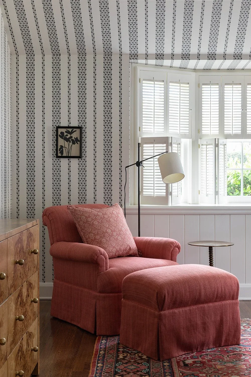 05-reading-nook-primary-bedroom-perfitt-richards-interior-design.webp