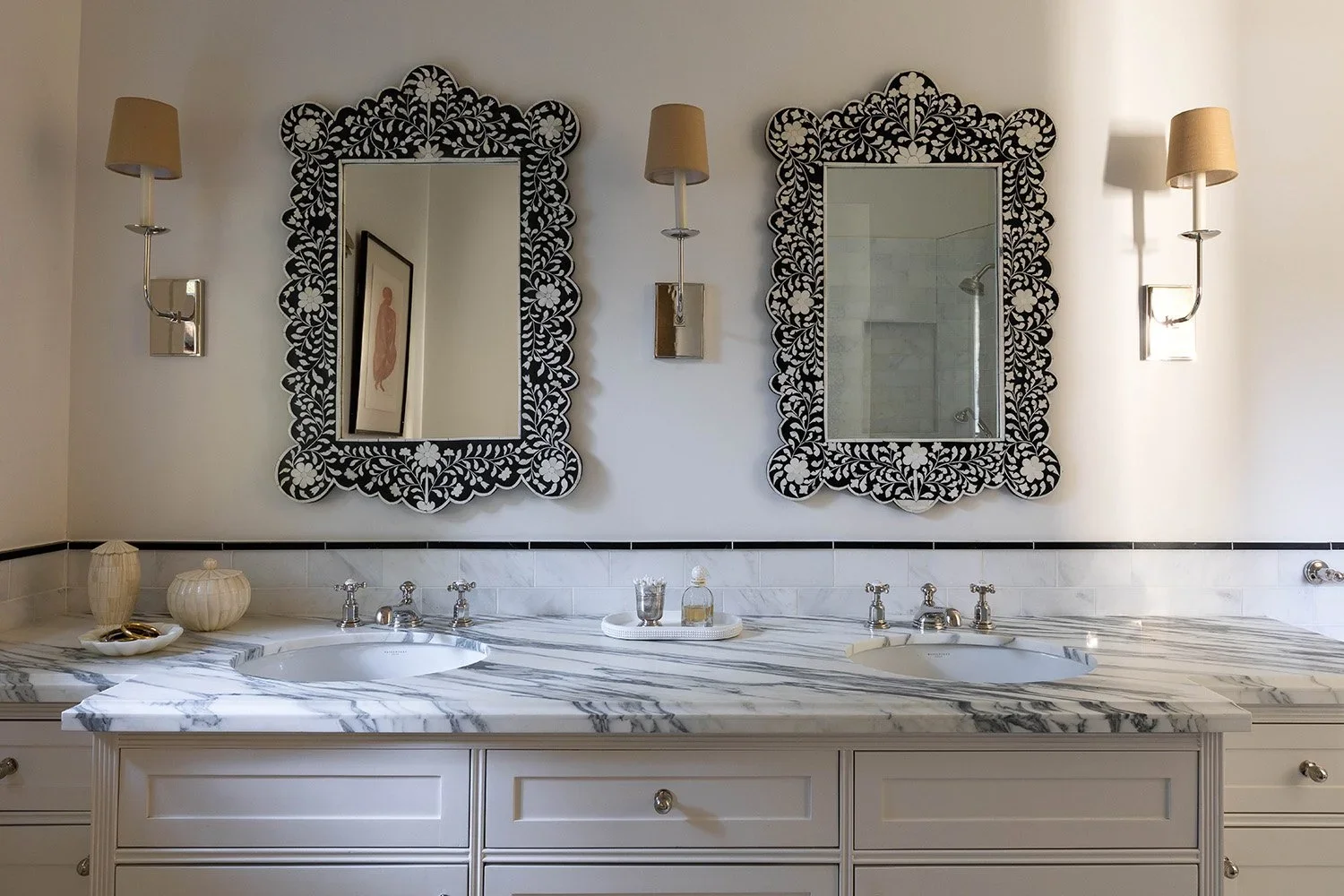 17-dual-sink-bathroom-vanity-perfitt-richards-interior-design.webp