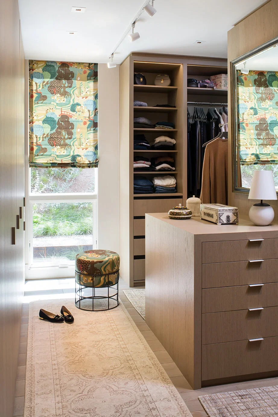 Master-Closet-Built-in-Cabinets-Perfitt-Richards-Interior-Design.webp