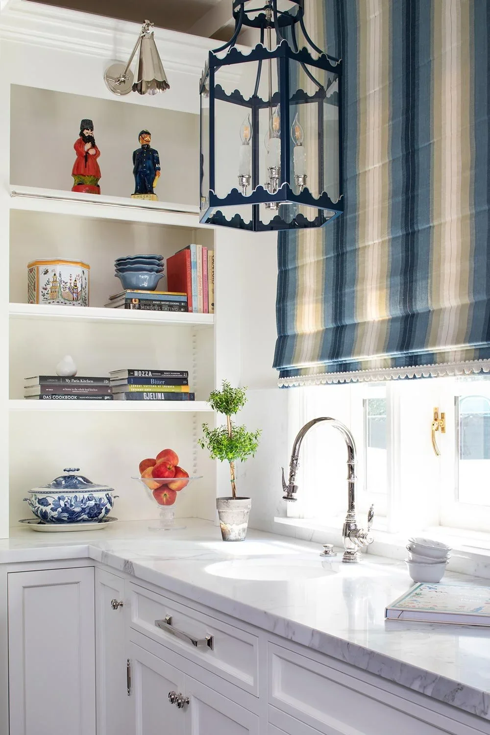 Traditional-Kitchen-Sink-Perfitt-Richards-Design.webp
