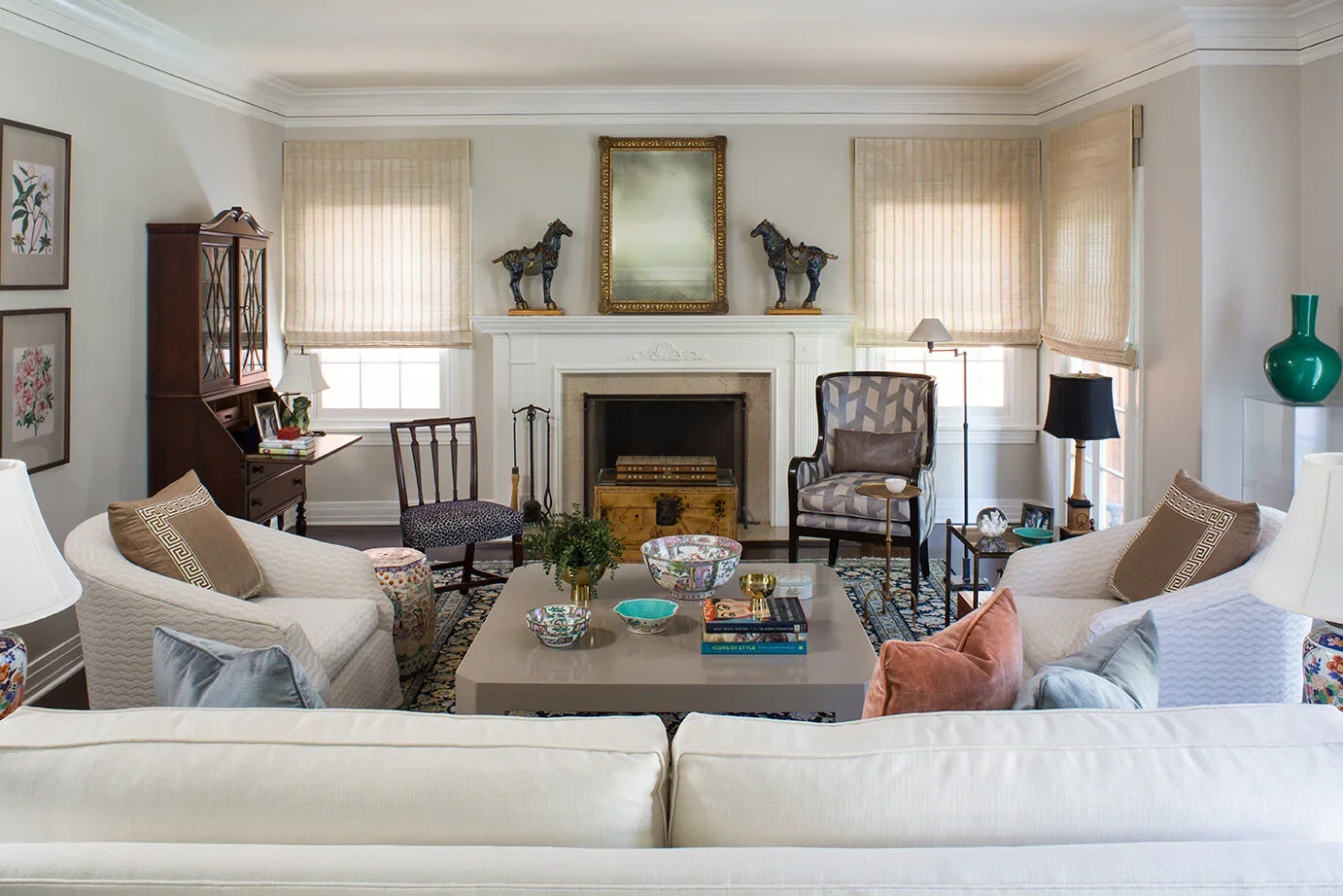 Traditional-Living-Room-Fireplace-Perfitt-Richards-Interior-Design.webp