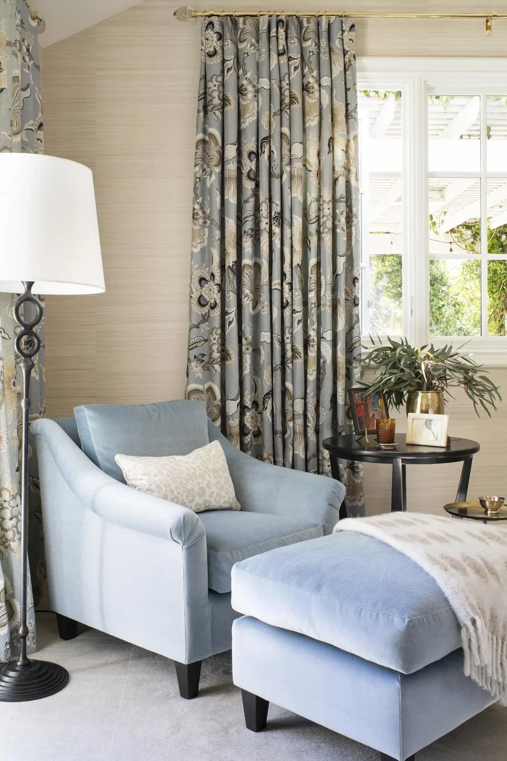 Main-Bedroom-Sitting-Area-Perfitt-Richards.webp