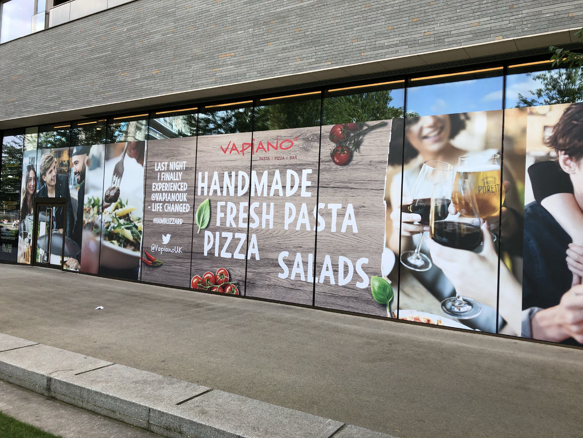 Vapiano-TB-Hoarding01.jpg