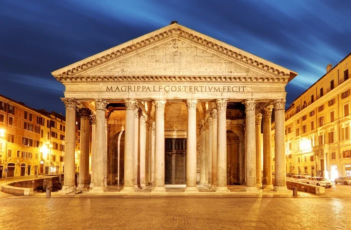 The Pantheon: One of the best preserved buildings in Rome which dates back nearly 200 years.