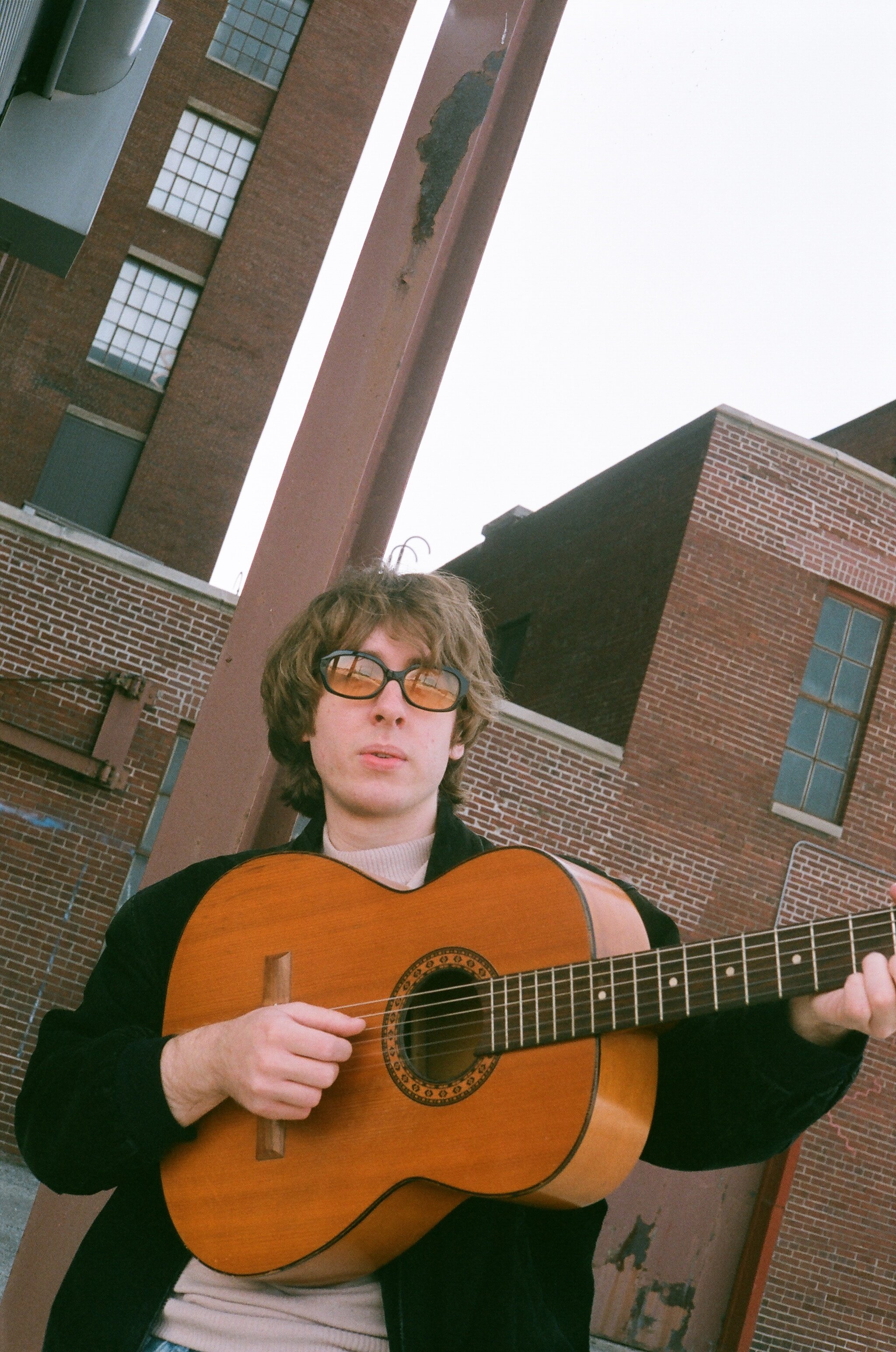  Alex Heaney’s Essential Forever for his debut album "There's A Lot Still to Say About Essential Forever" on Earth Libraries. 35mm film photography by Emma Collins 