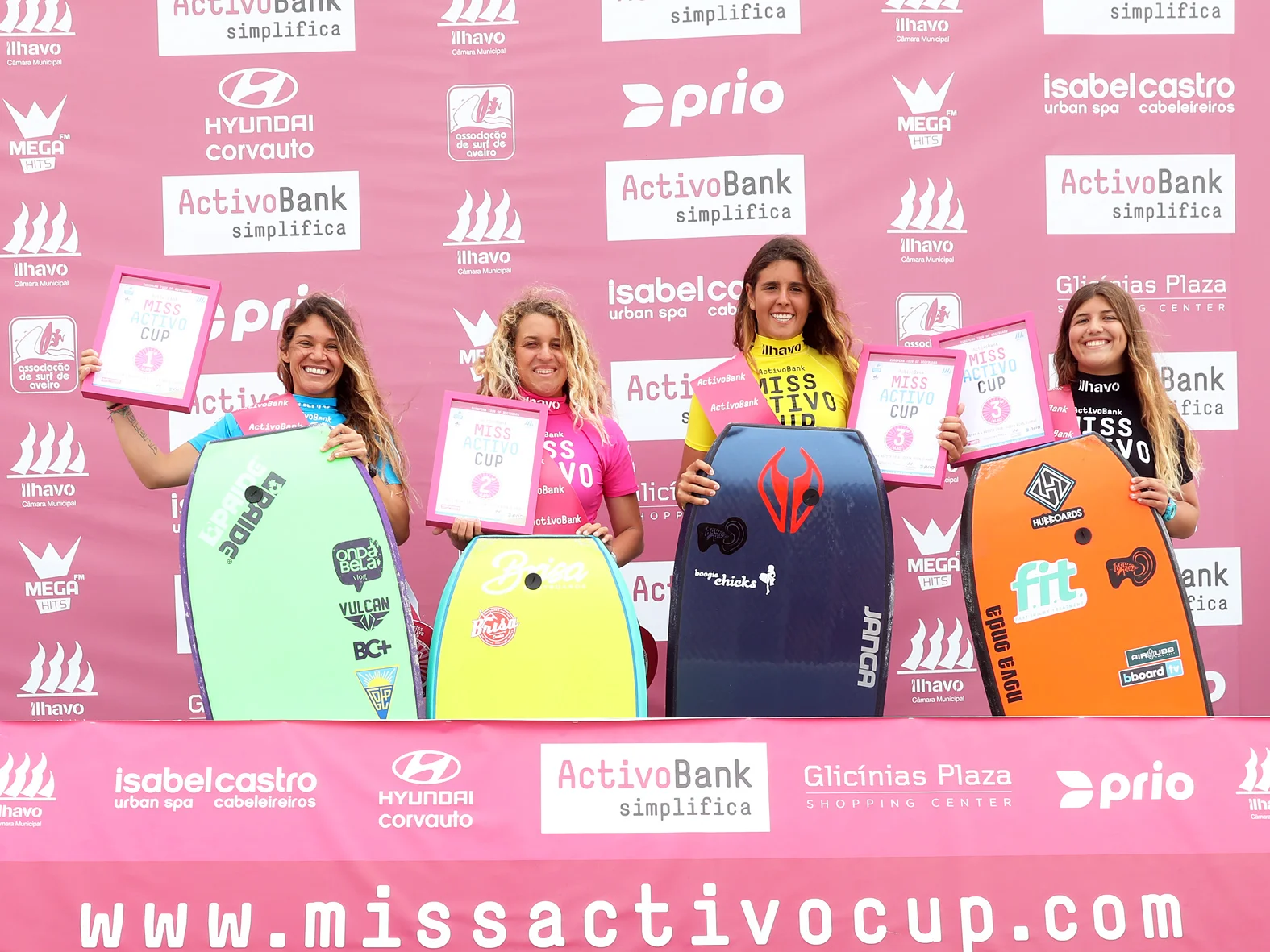 As quatro finalistas na ordem: eu, Teresa Padilla, Teresa Padrela e Mariana Rosa. Foto: André Neto