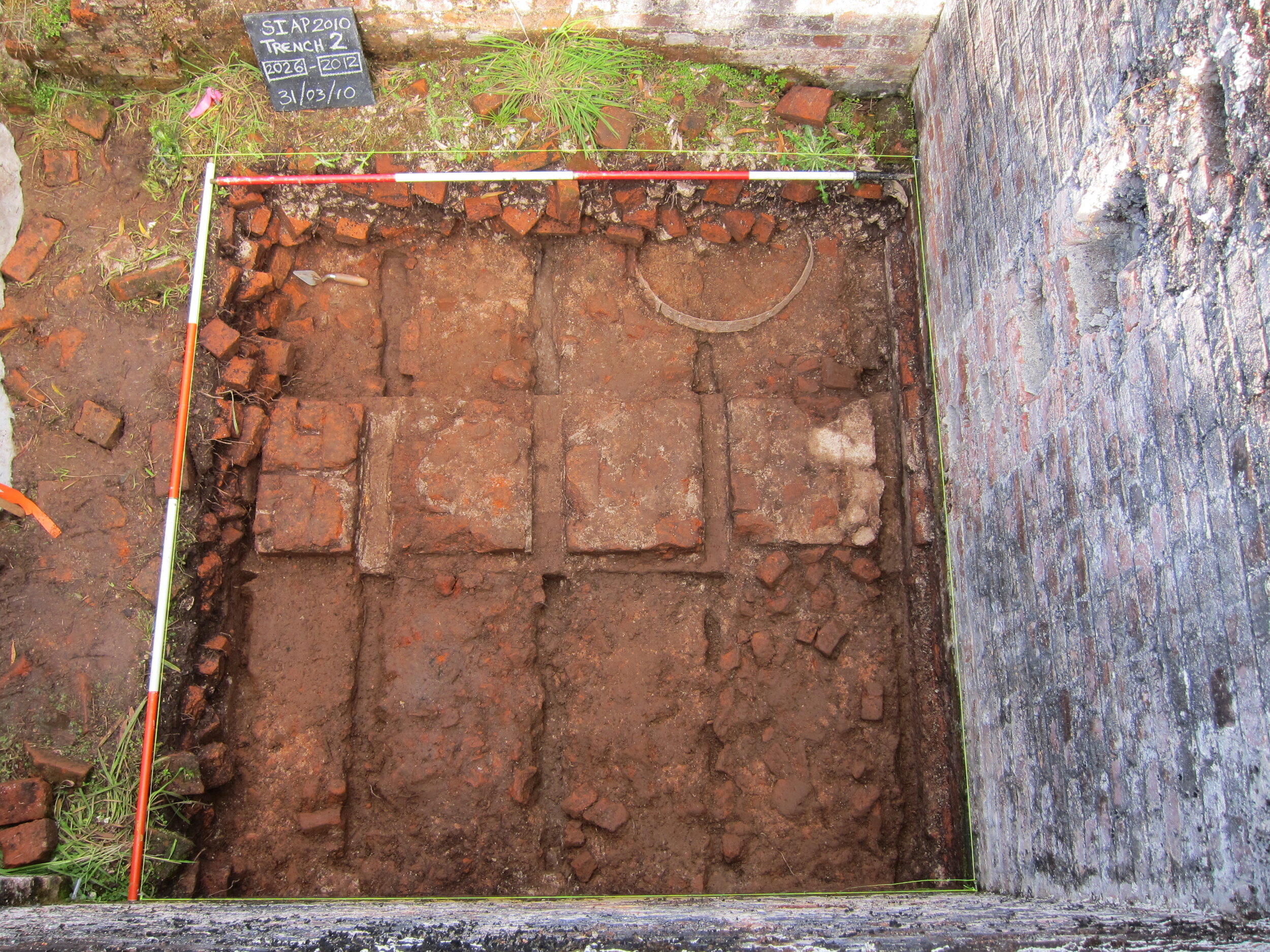 Grinding Rogues Honest: Convict Archaeology in Van Diemen's Land