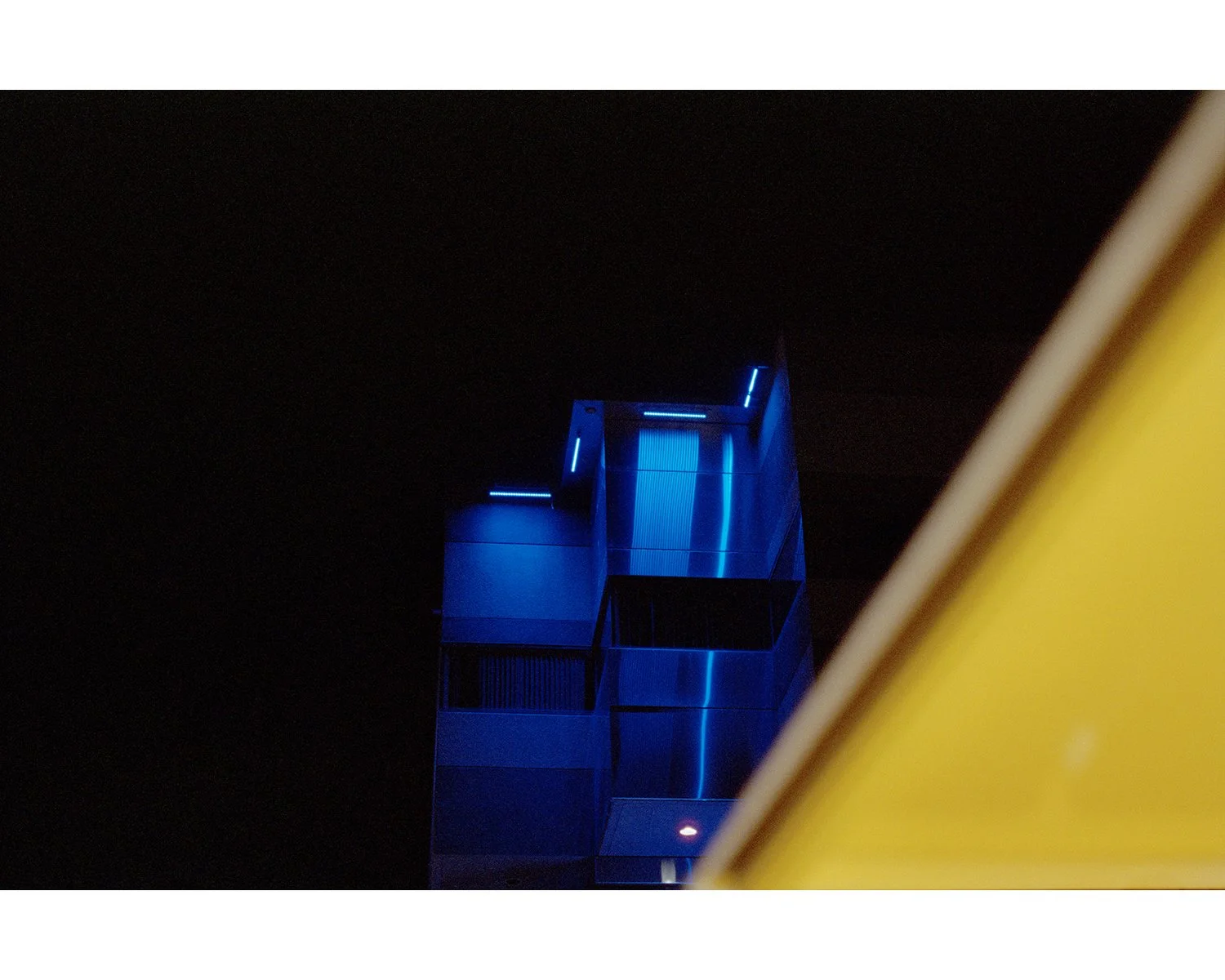 little tokyo blueyeflow 4x5.jpg