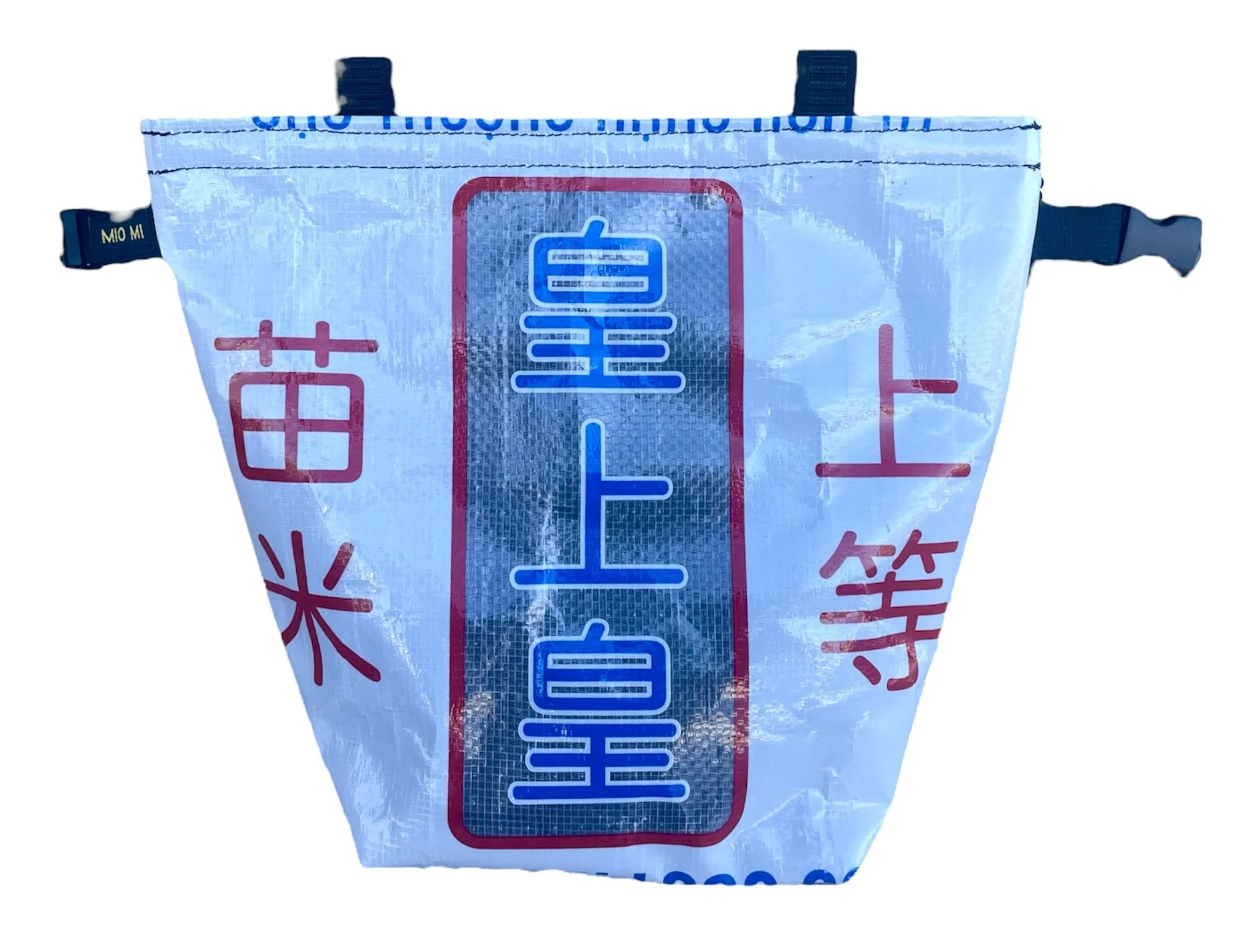 A5A92E24-75A1-4461-97A1-7BB0DB68BC11