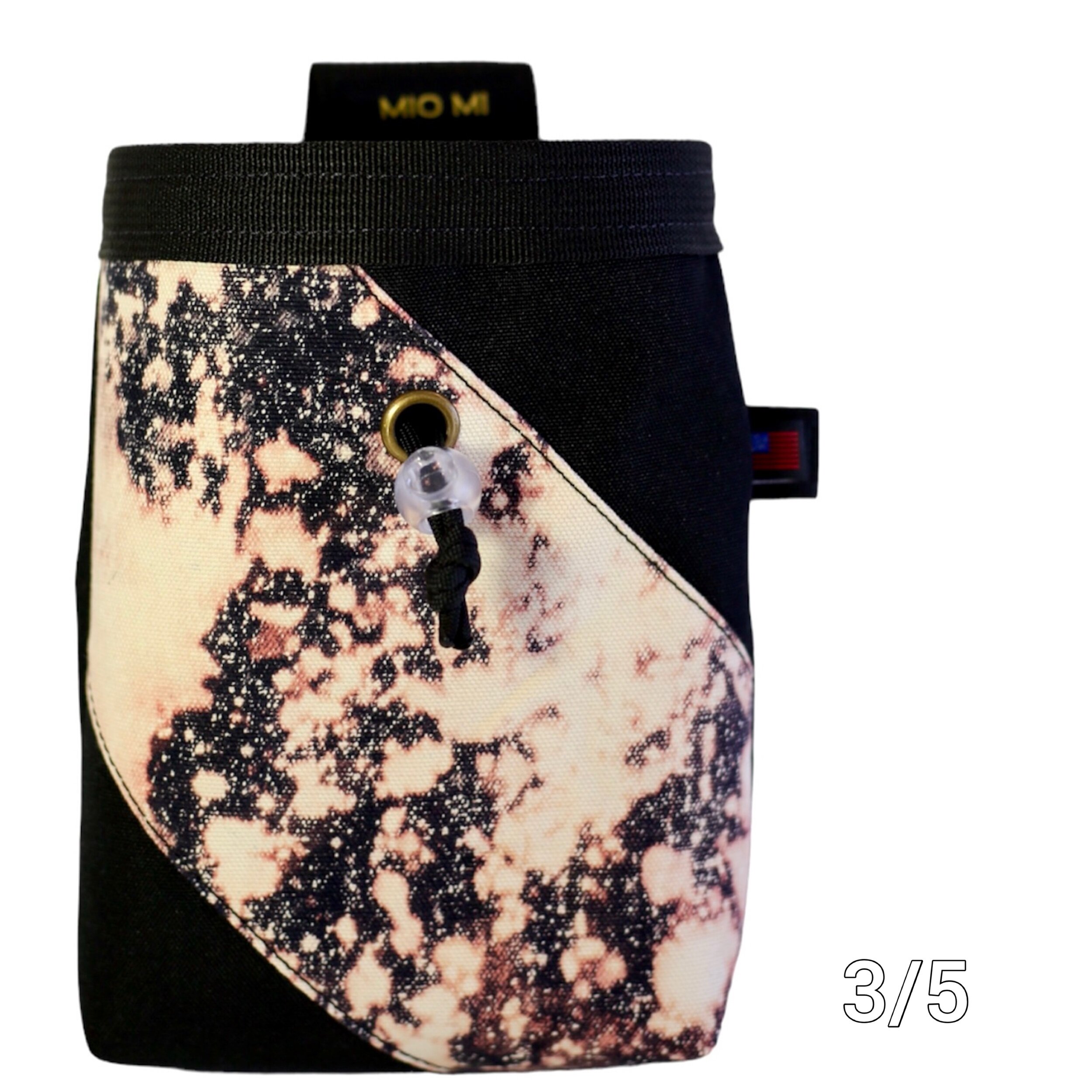 BAB23649-96A9-48C4-90B2-F79F422FAE63