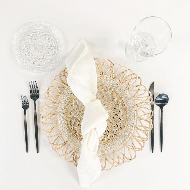 &ldquo;Clear&rdquo;ly simple place setting 🌾