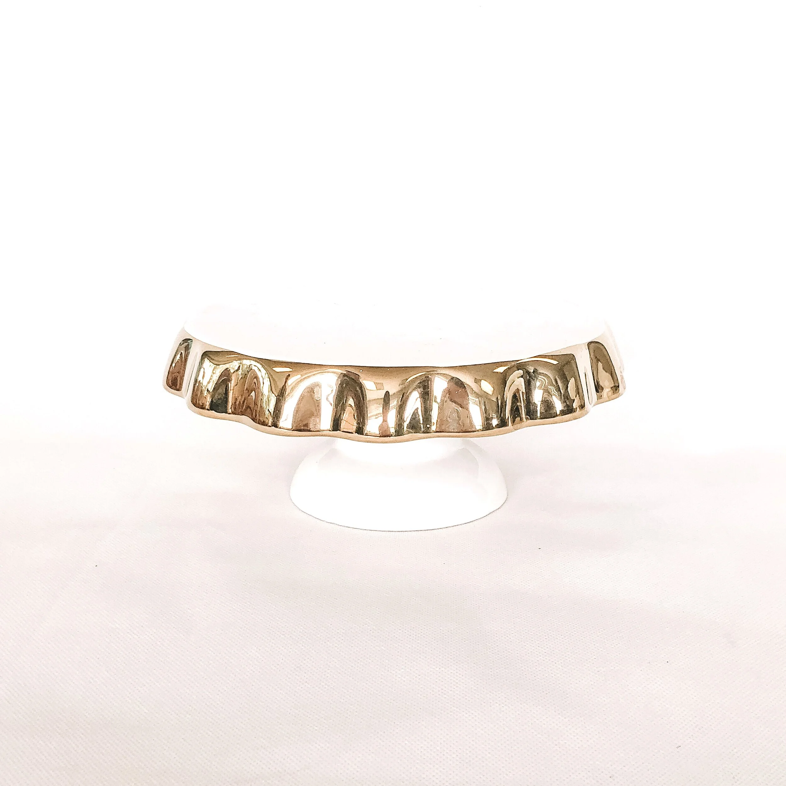 Gold Accent Cake Stand