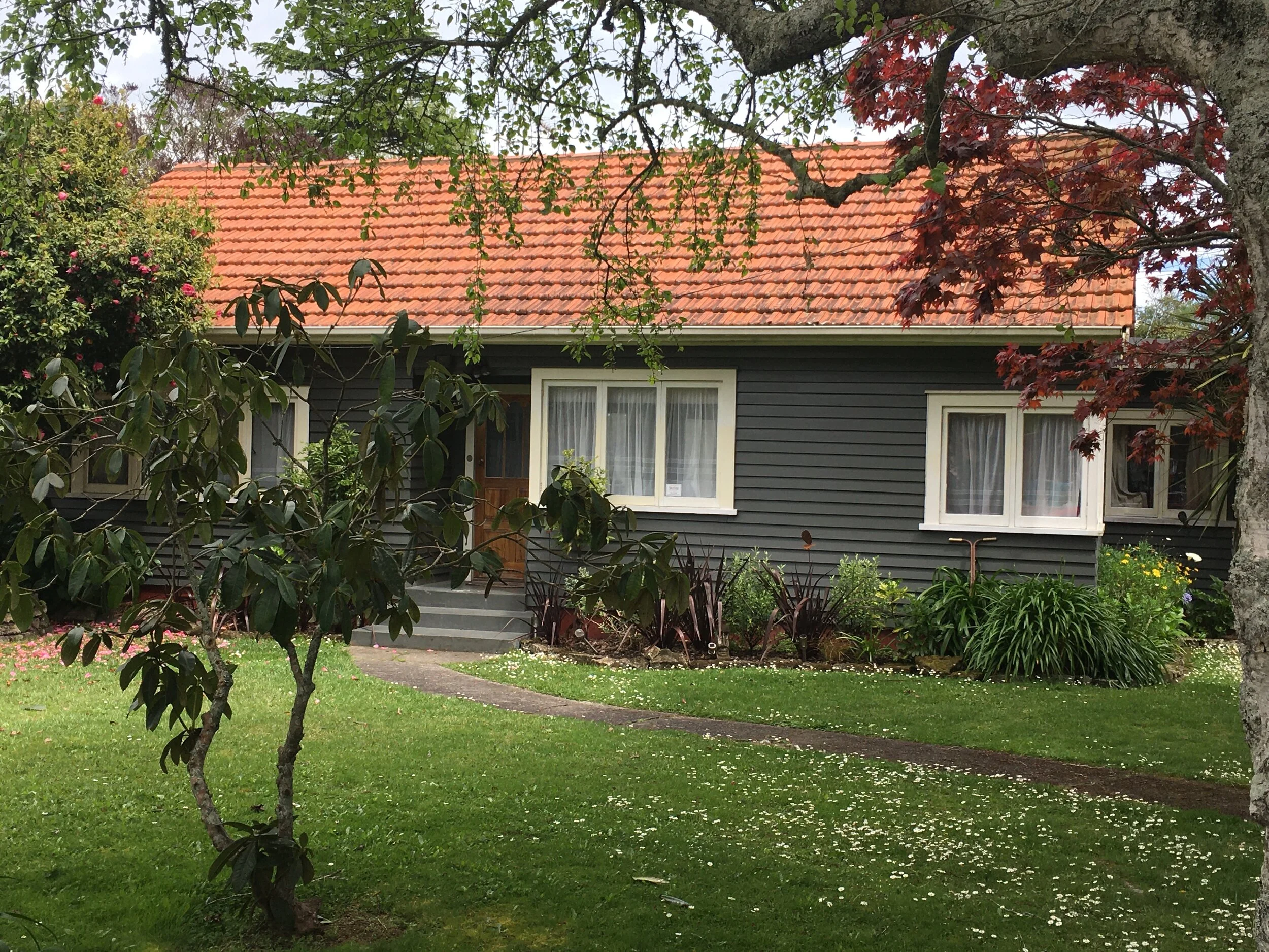 Enjoy the garden - not maintained by the tenant