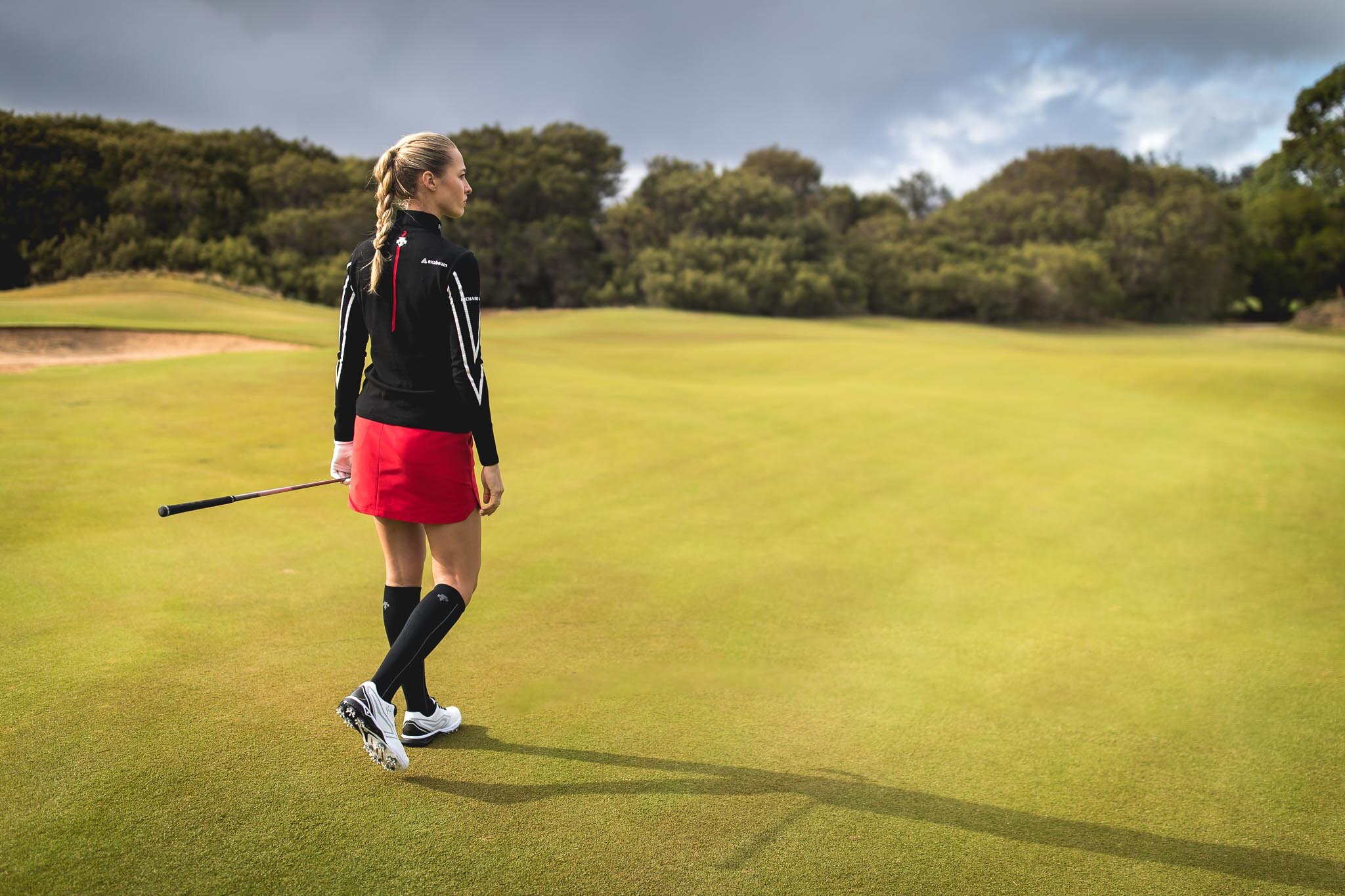 Nelly Korda for Descente Golf — MILESHOLDEN 直販限定 DESCENTEGOLF ウエア(女性用)
