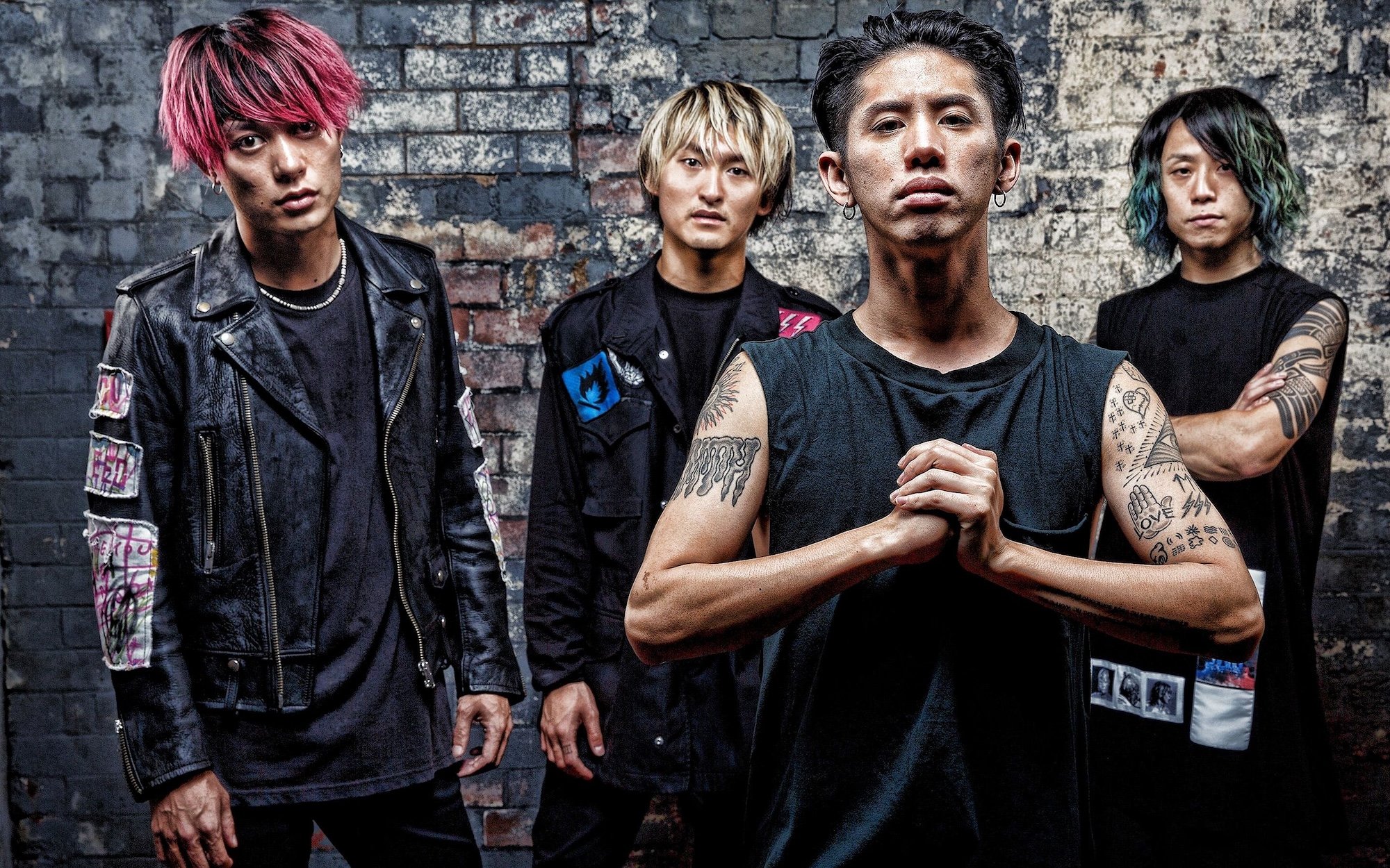 2350316-2880x1800-desktop-hd-one-ok-rock-band-wallpaper.jpg