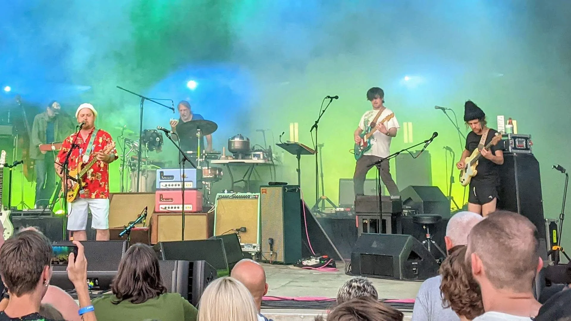 Modest_Mouse_Matthewvetter_Wikimedia-Commons.jpg