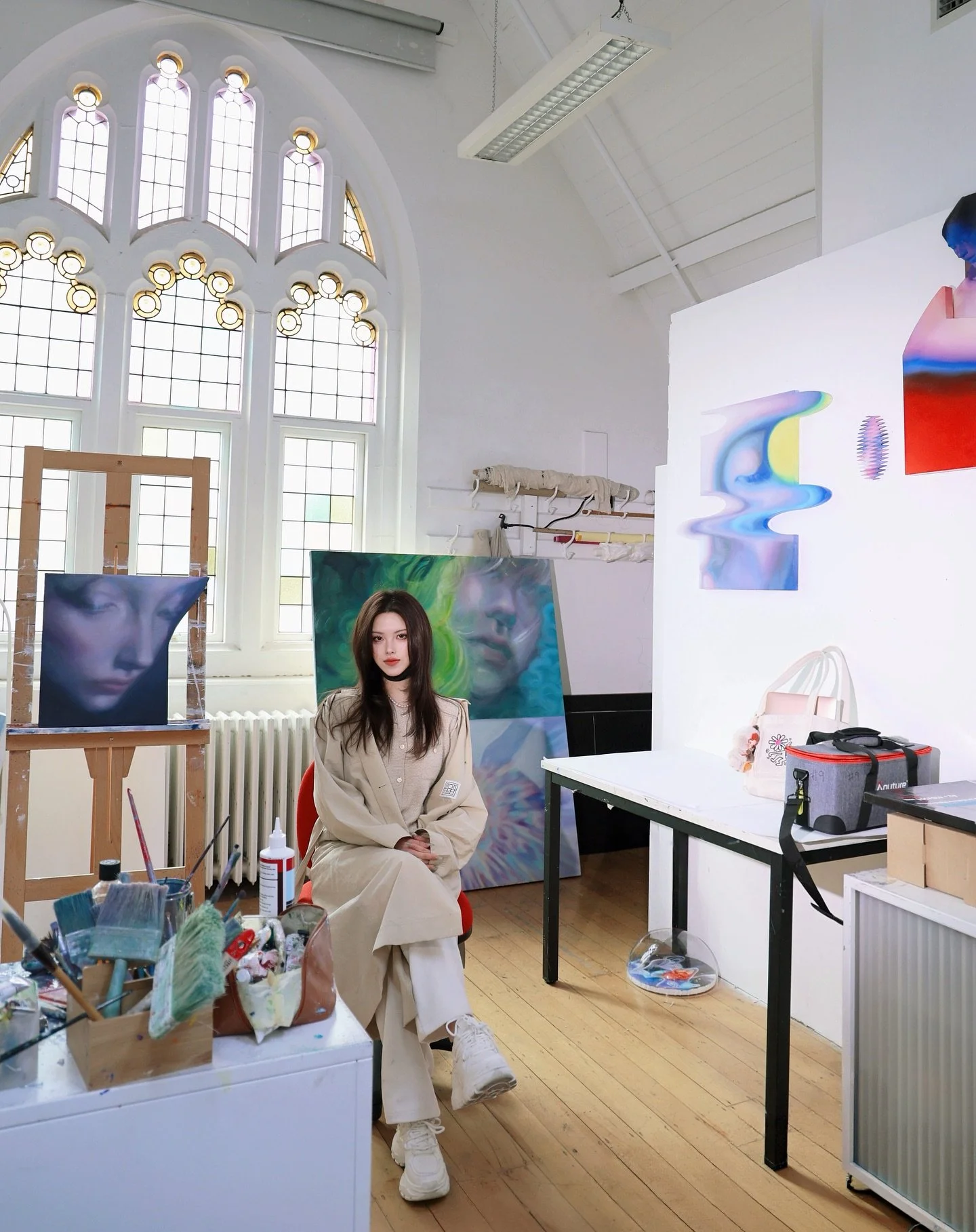 Today we&rsquo;re featuring Bachelor of Arts (Fine Art) (Honours) graduate Yuqing (Anna) Xiang, winner - Compelling and Original work.

This practice-led research investigates how painting can stage a spiritual encounter by embodying the principles o