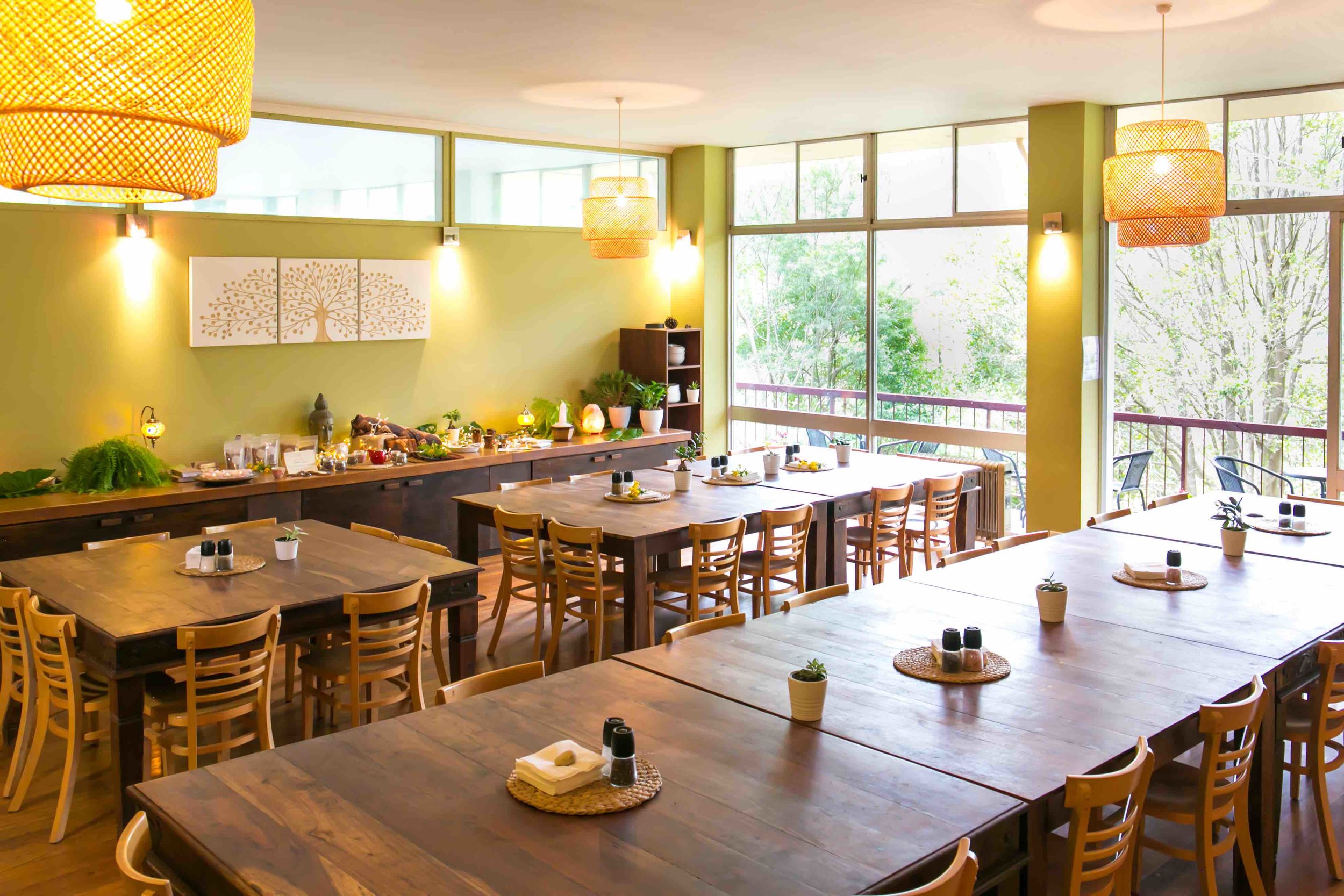 Dining H&S 1.jpg