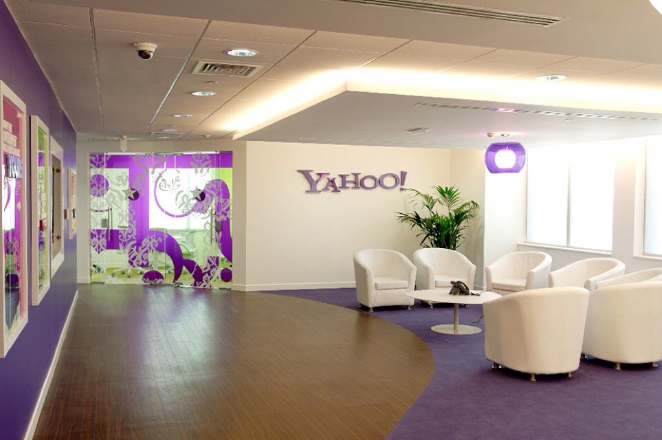 Yahoo Office - Pink Line Interiors, Dubai.