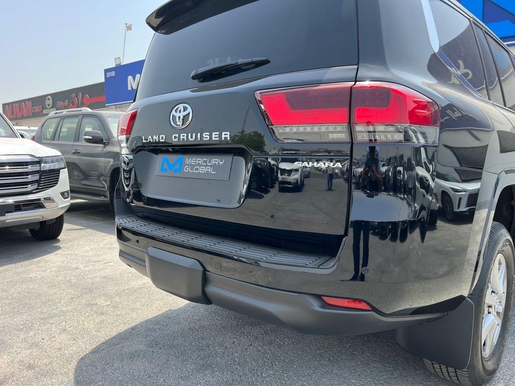 Toyota Land Cruiser 300 Diesel Right Hand Drive