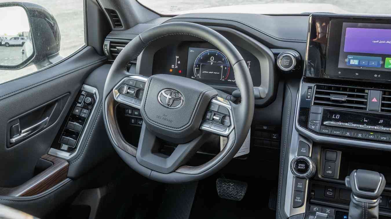 LC300 2026 GXR 4.0 05.jpg