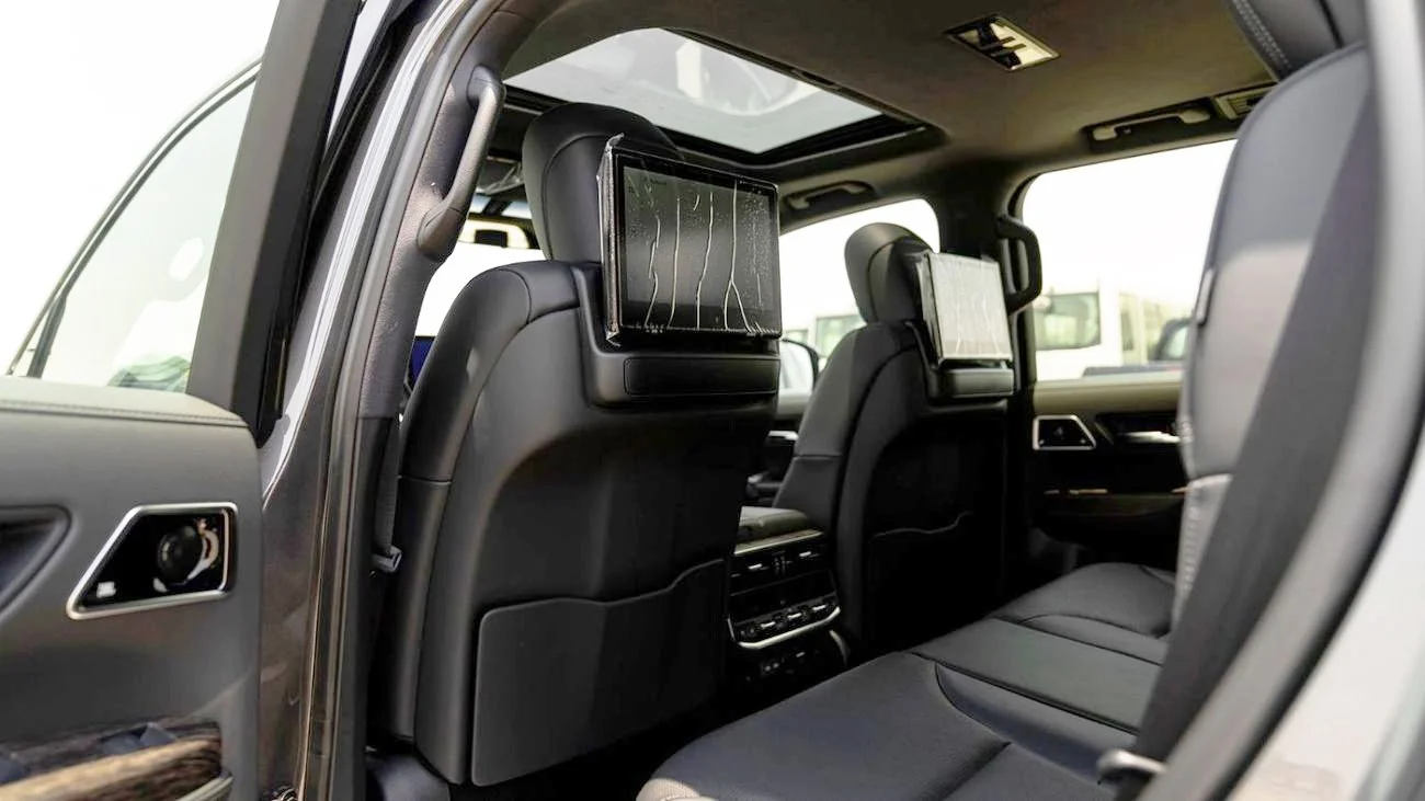 LC300 2026 VXR 3.3 DSL 10.jpg