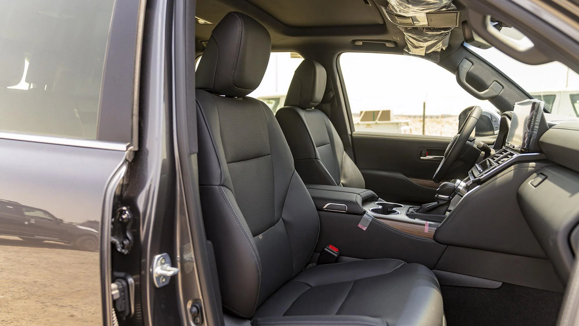 LC300 2025 VX 3.3 DSL 10.jpeg