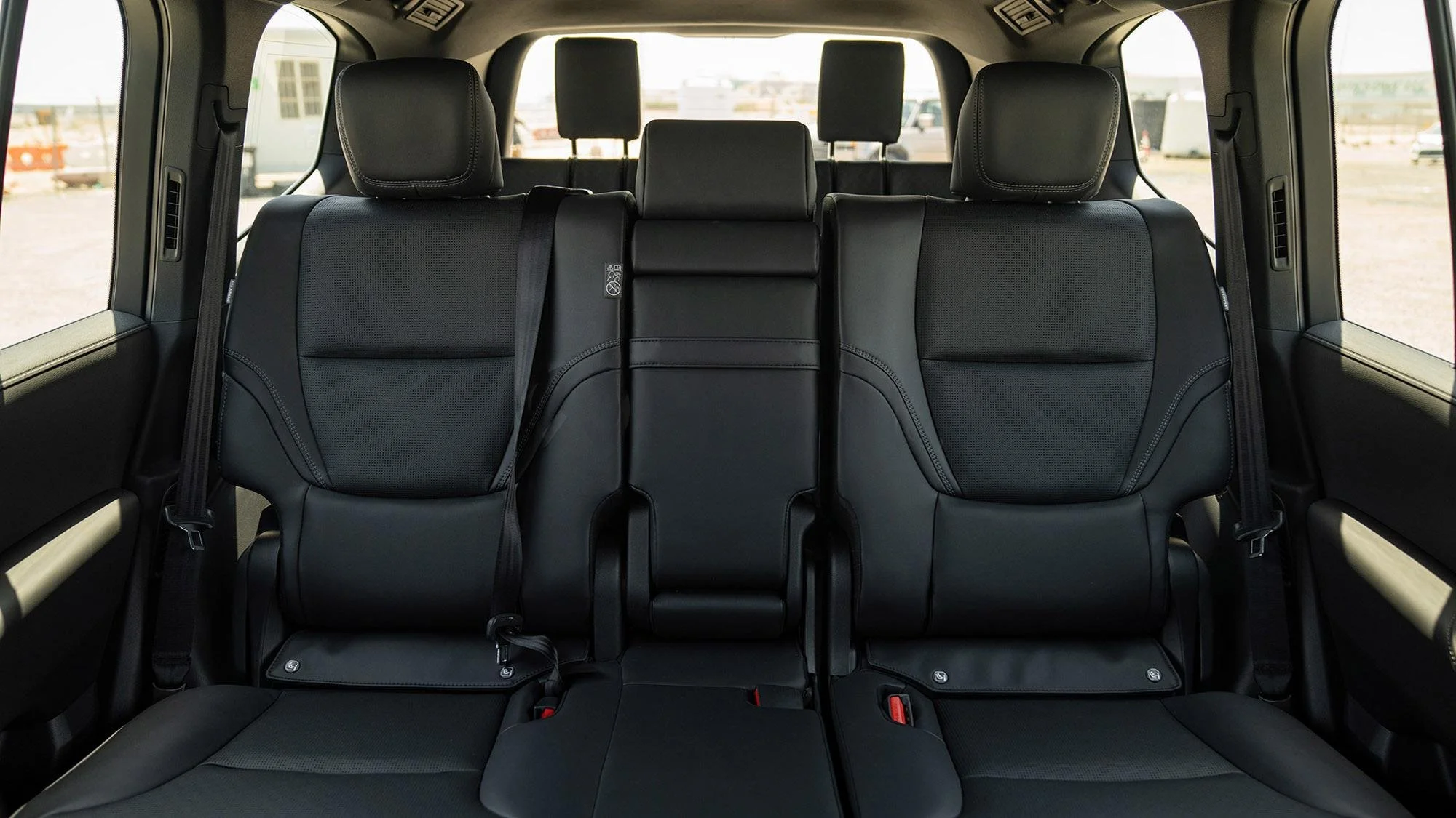 LC300 2025 VX 3.3 DSL 11.jpeg