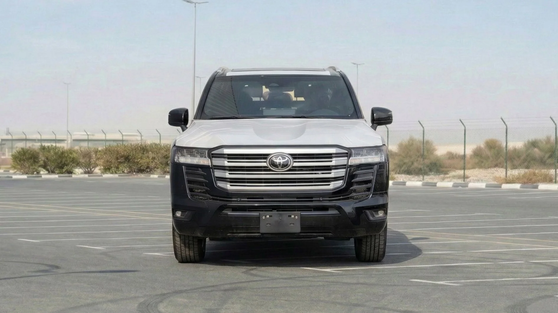 LC300 2026 GR SPORT 3.5 01.jpg