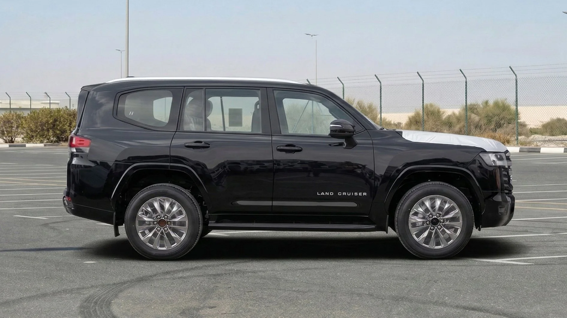 LC300 2026 GR SPORT 3.5 02.jpg