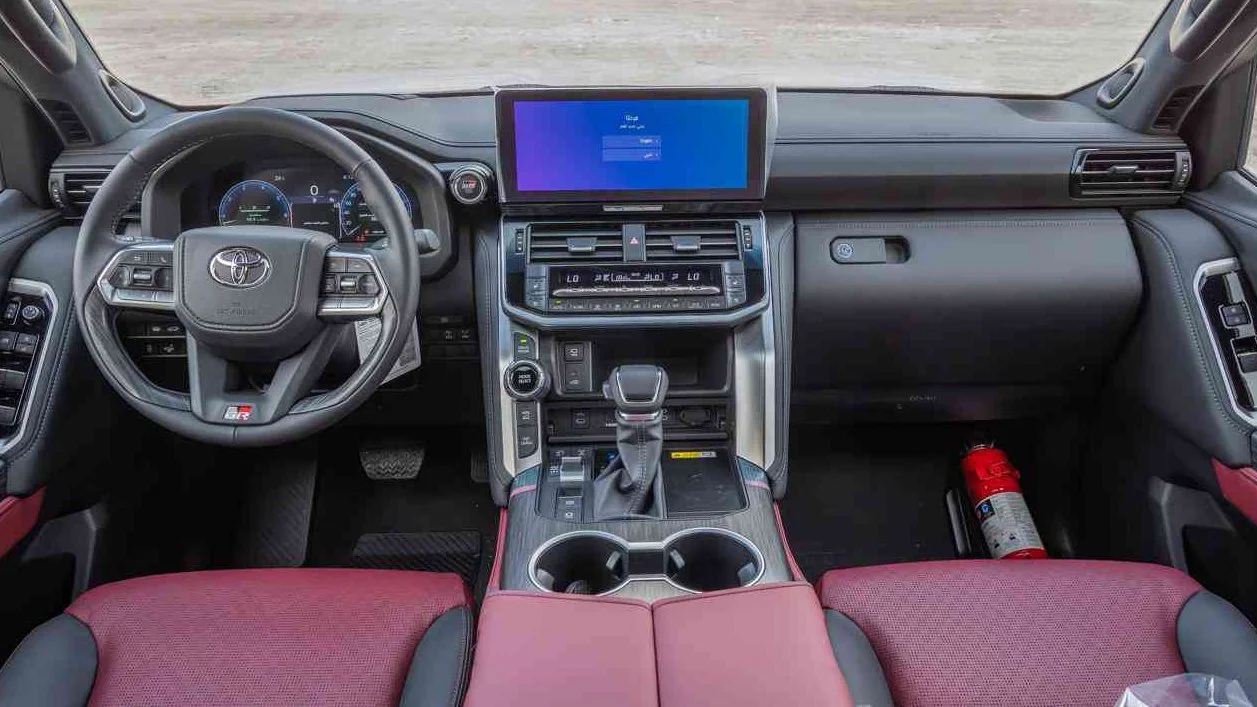 LC300 2026 GR SPORT 3.5 05.jpg