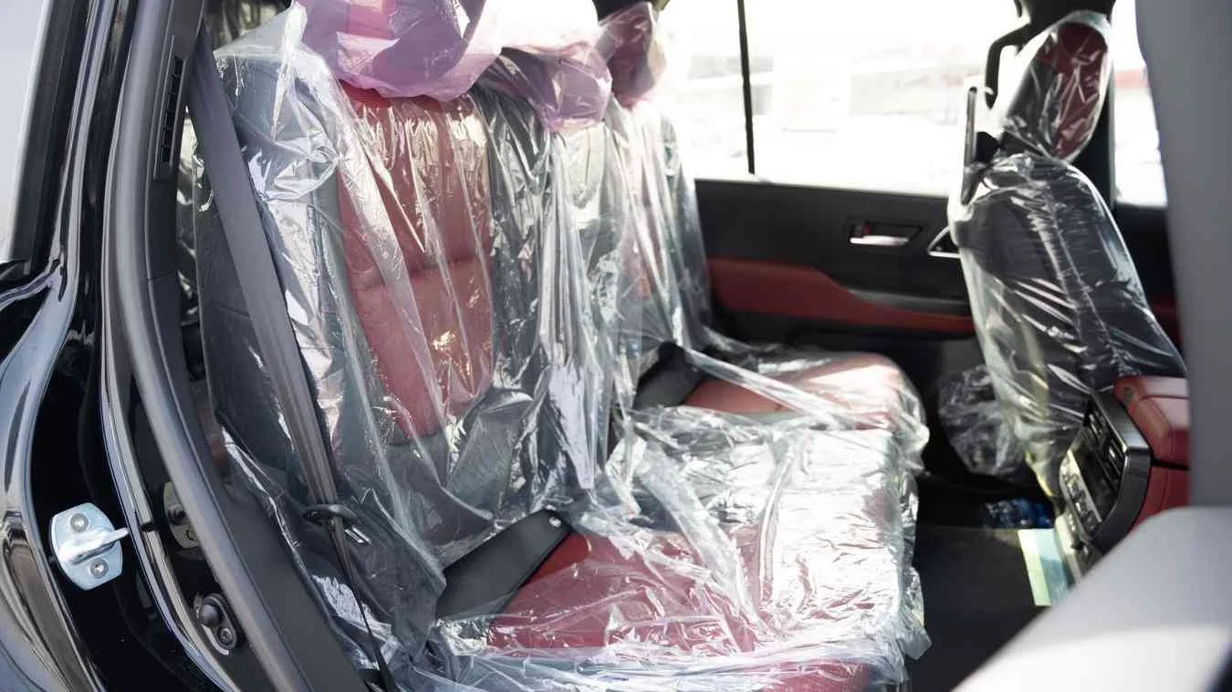 LC300 2025 GR HYBRID 09.jpg