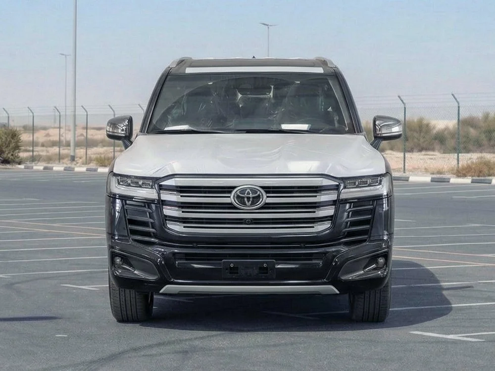 Toyota Land Cruiser 300 3.5L VXR Hybrid