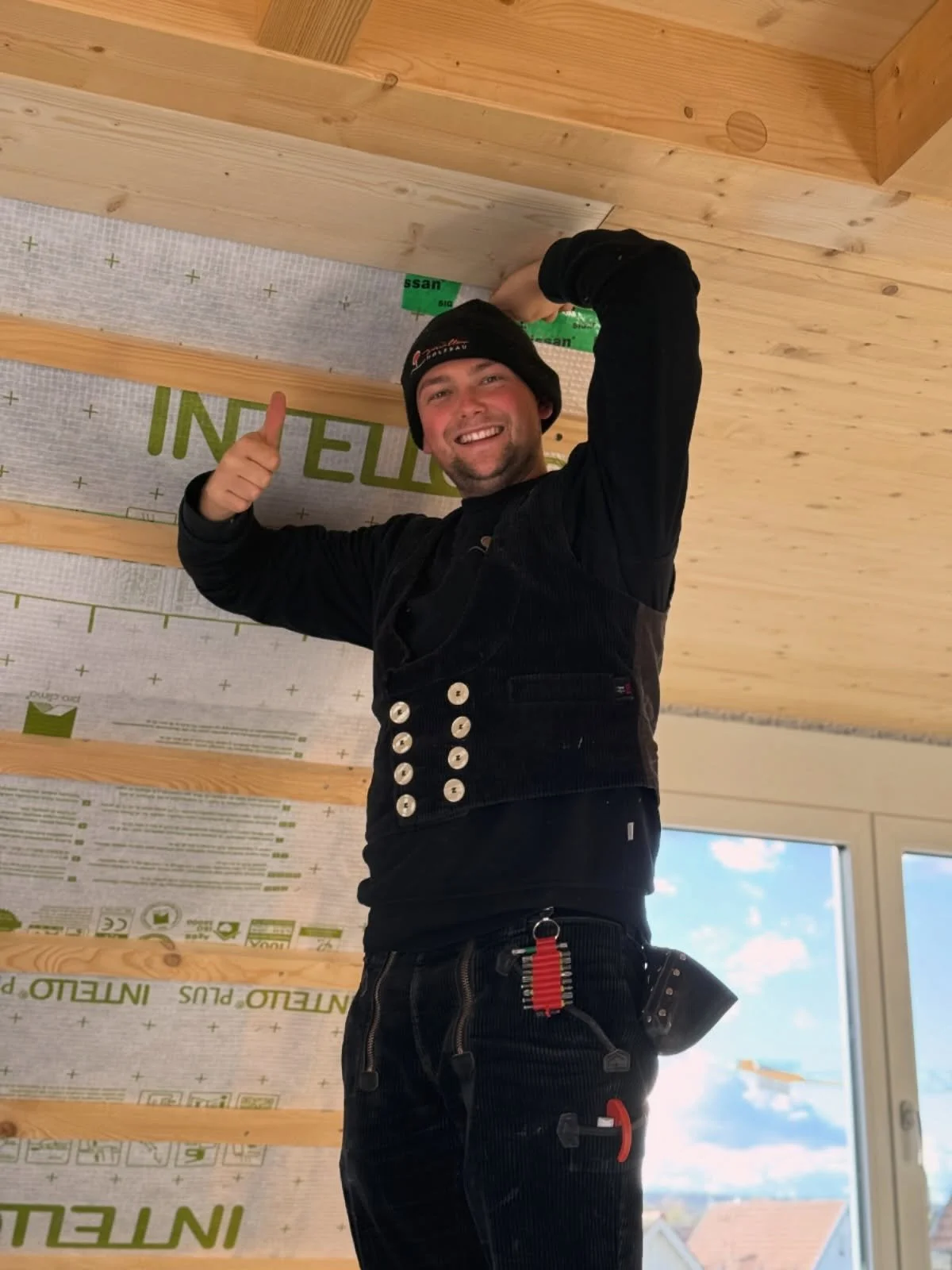 #carpenter#sanierung #zimmermann #zimmer #fun #sun #spassanderarbeit #holz #wood #virals #videos