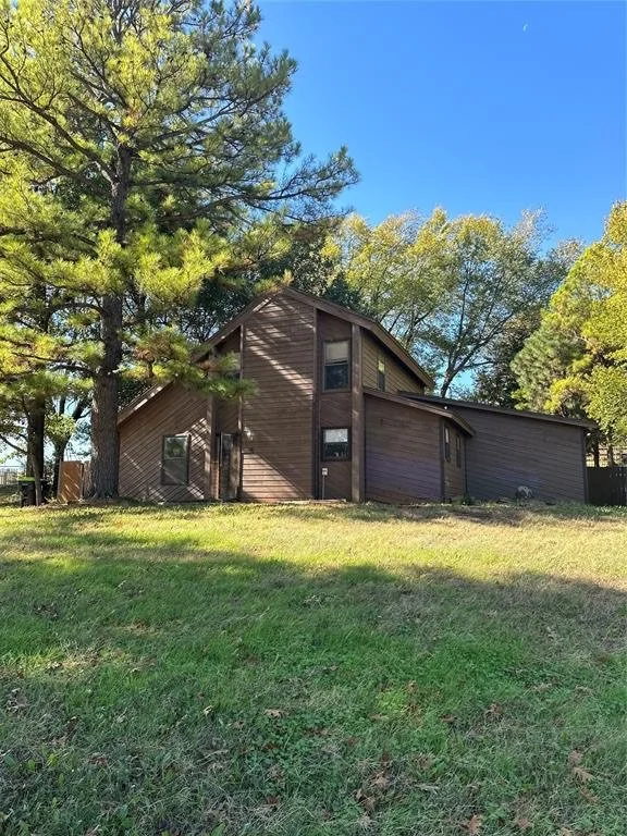 3223 Northridge Dr.