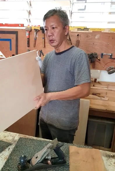 Ah Huat Senior Carpenter : has over 25 years of carpentry and cabinet making experience. Served in Singapore Armed Forces as a Storeman.
