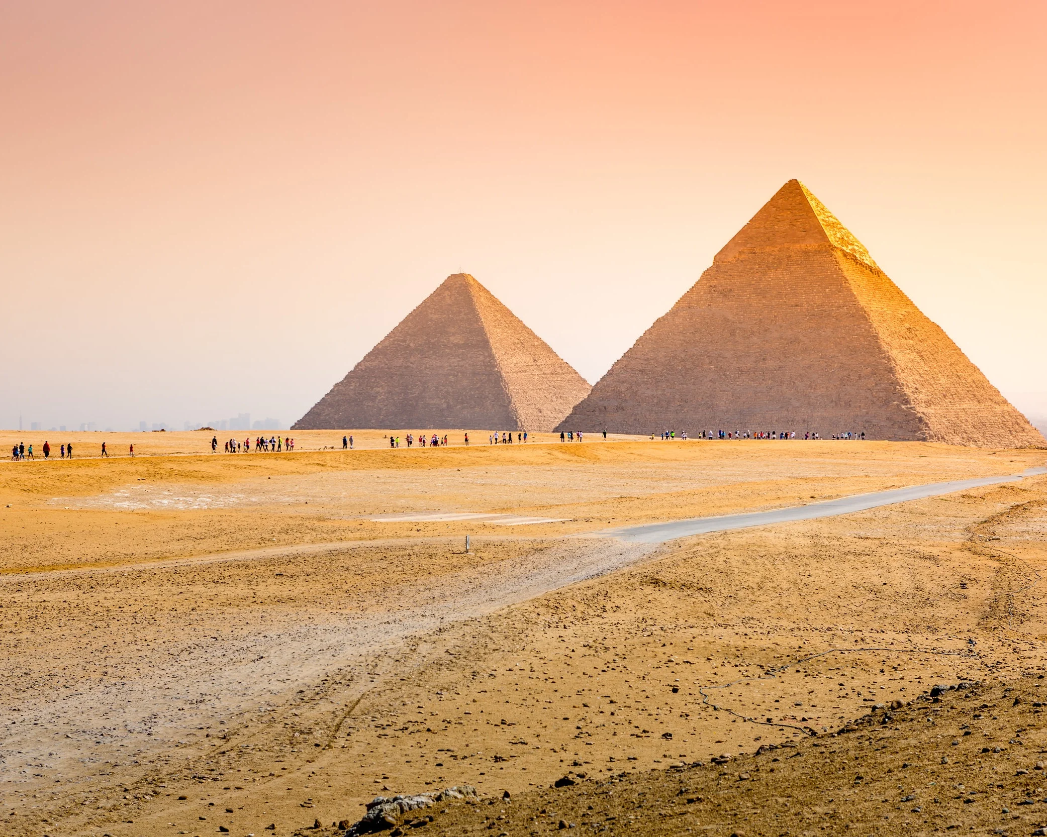 Pyramids Tour with Nile Cruise