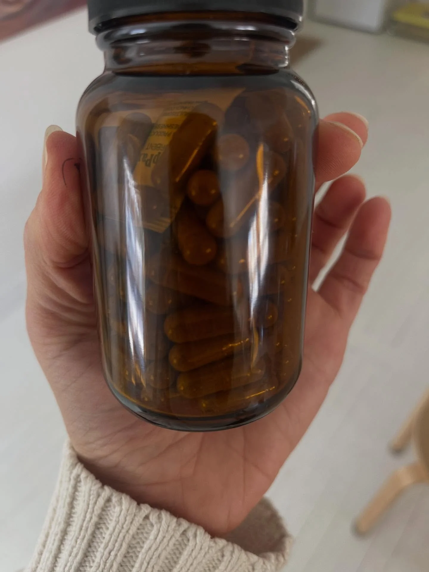 now offering placenta encapsulation to support the transition into postpartum &amp; milk supply. Option for additional herbal support customized to you &amp; prints for the memories. more details on my website💕✨