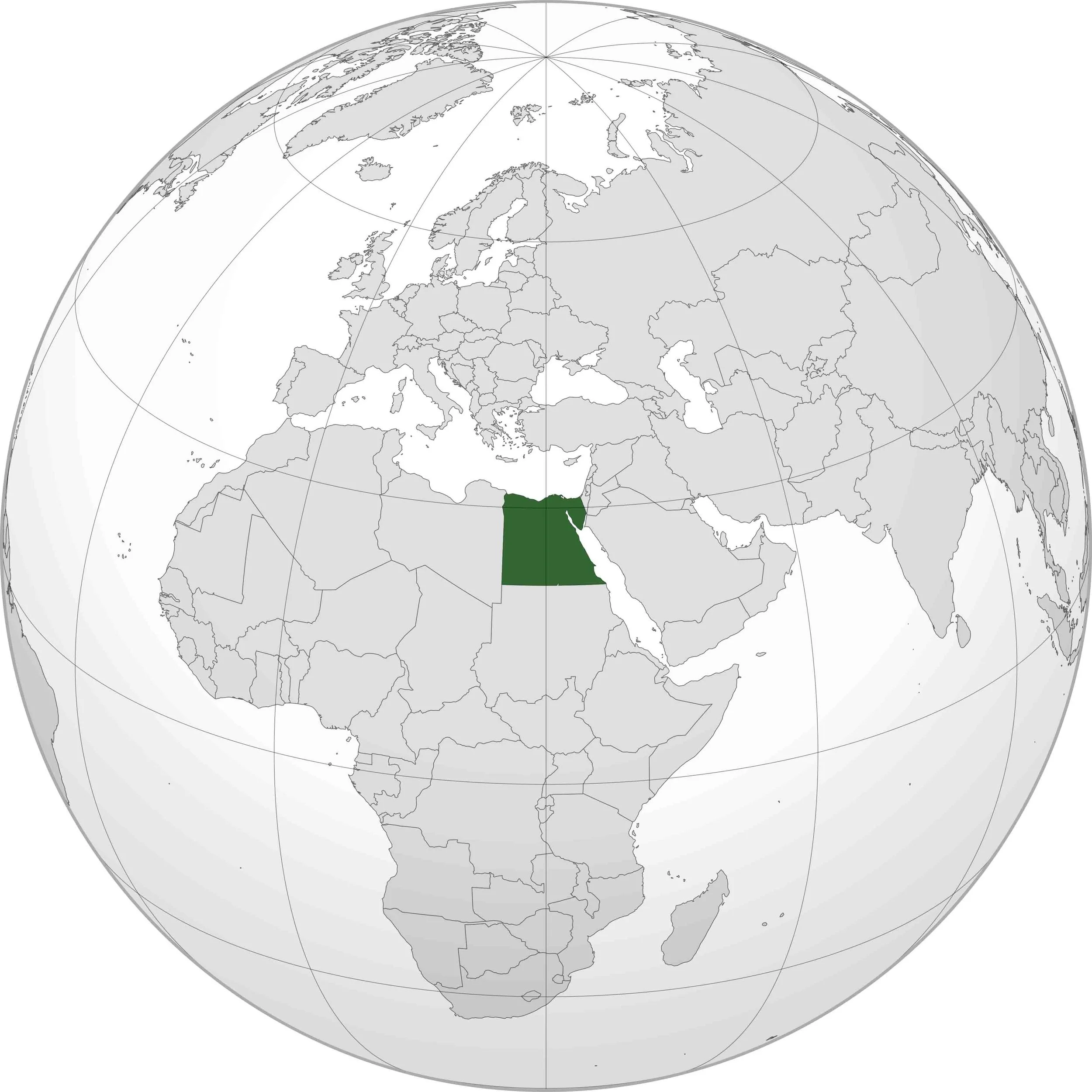 Egyptian Electricity Minister presents renewable energy plans to ambassadors