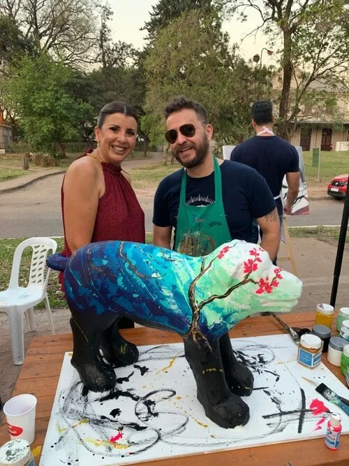 FERNANDO INUNDO LOS BULEVARES DE MAGIA Y COLOR