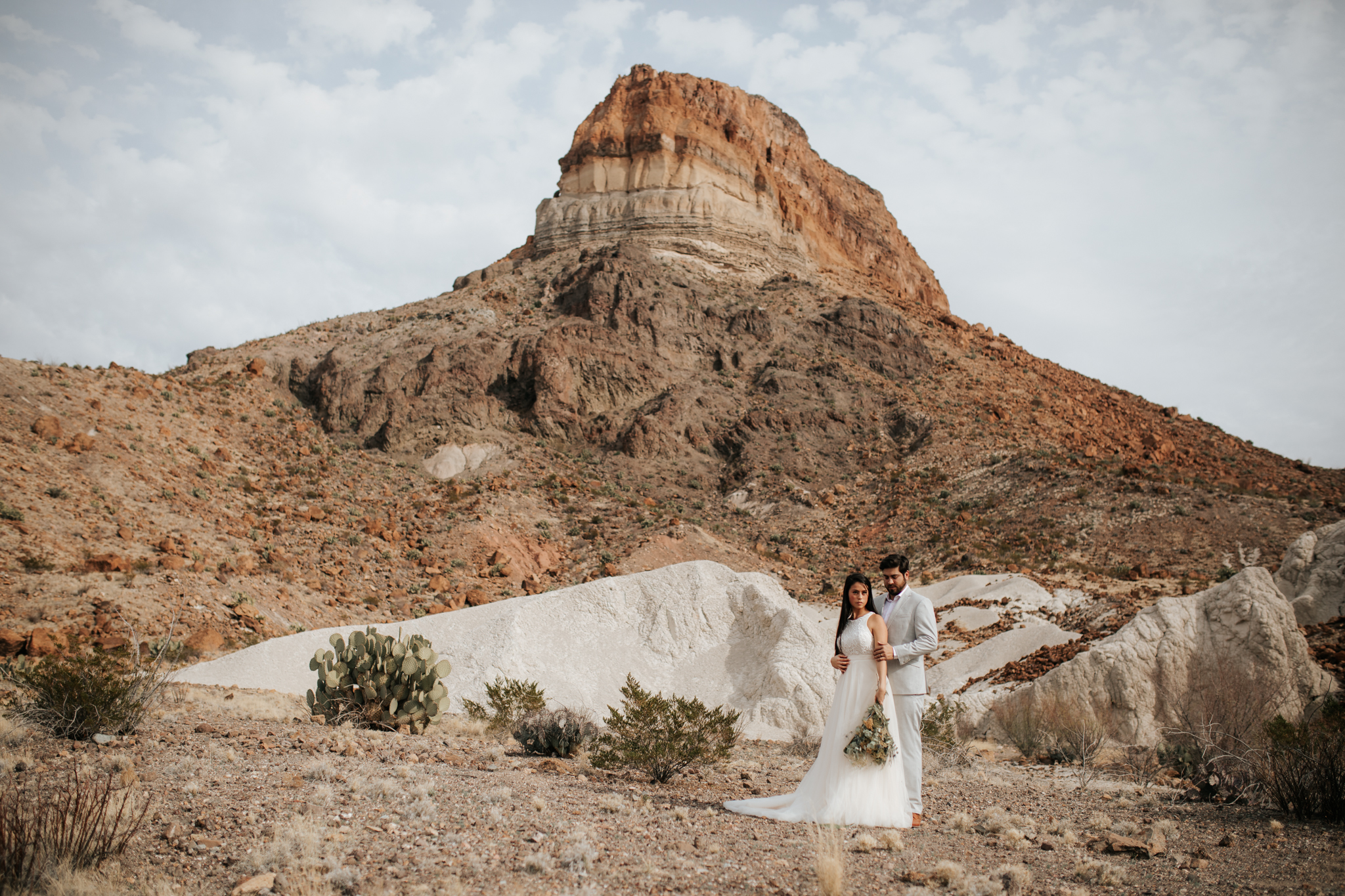 big-bend-elopement-intimate-adventure-wedding-texas-photographer-nature-colorado-10.jpg